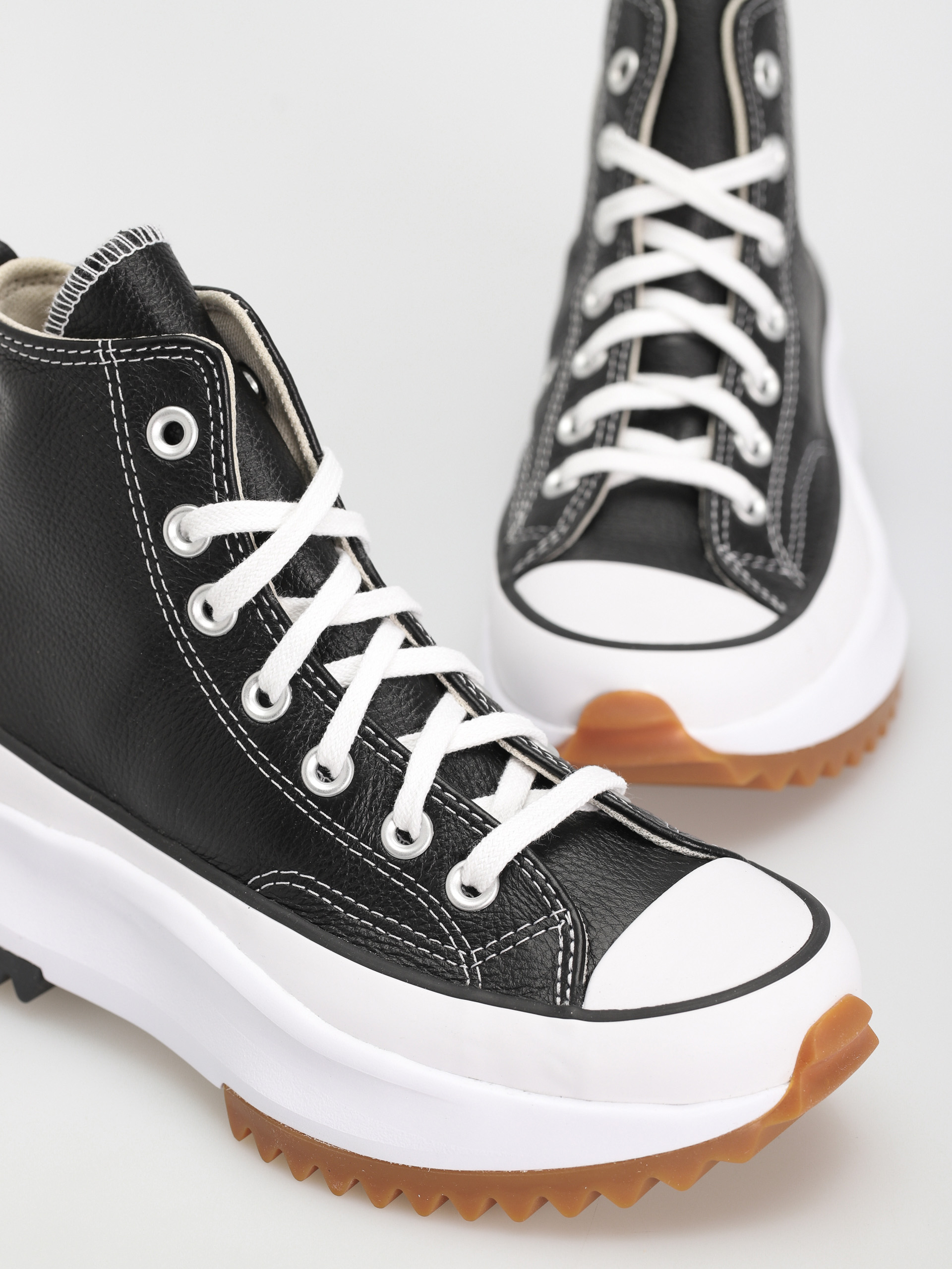 Converse Run Star Hike Hi Shoes - black (black/white/gum)