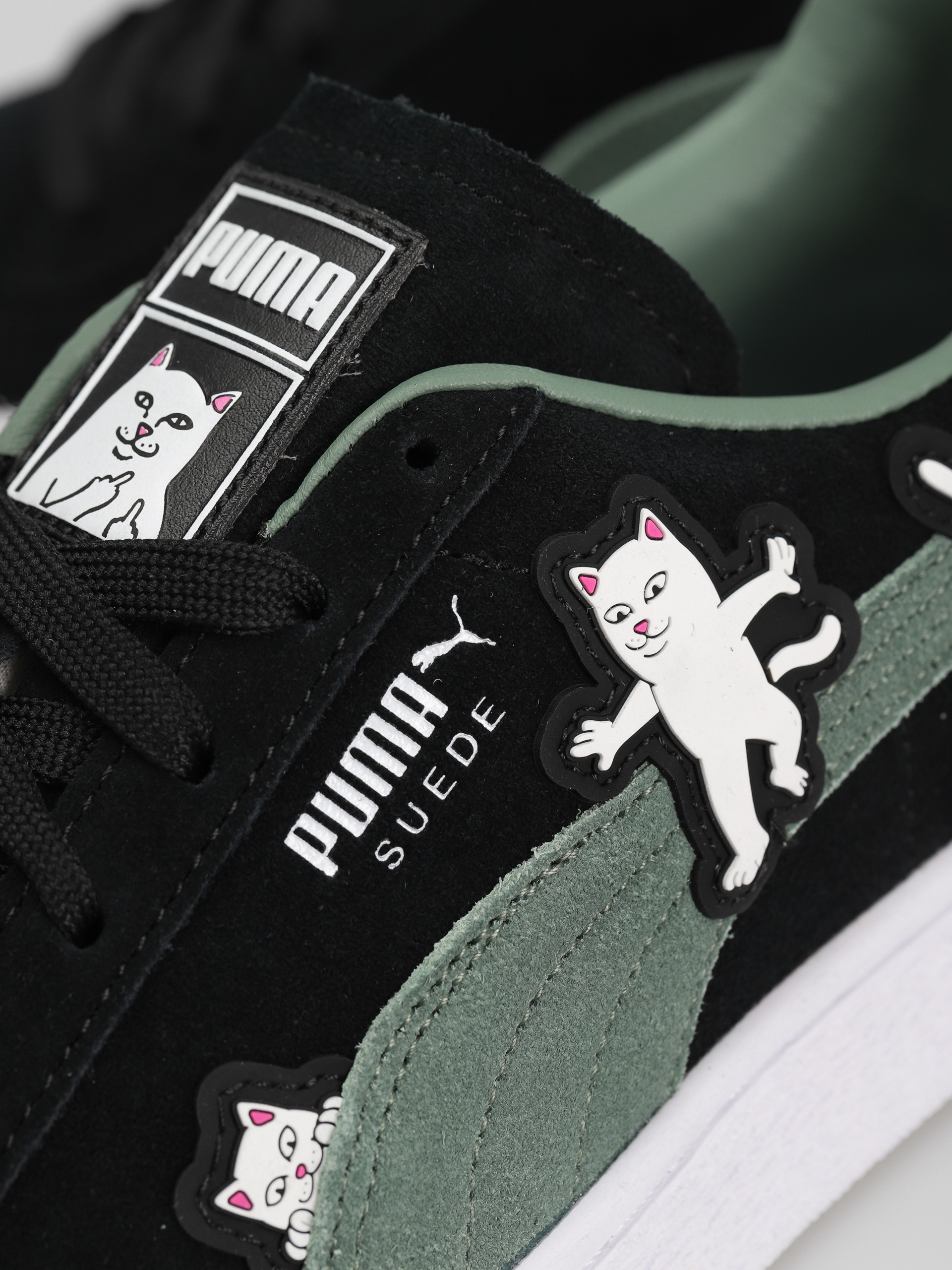 Puma X RipNDip Suede Shoes (puma black/eucalyptus)