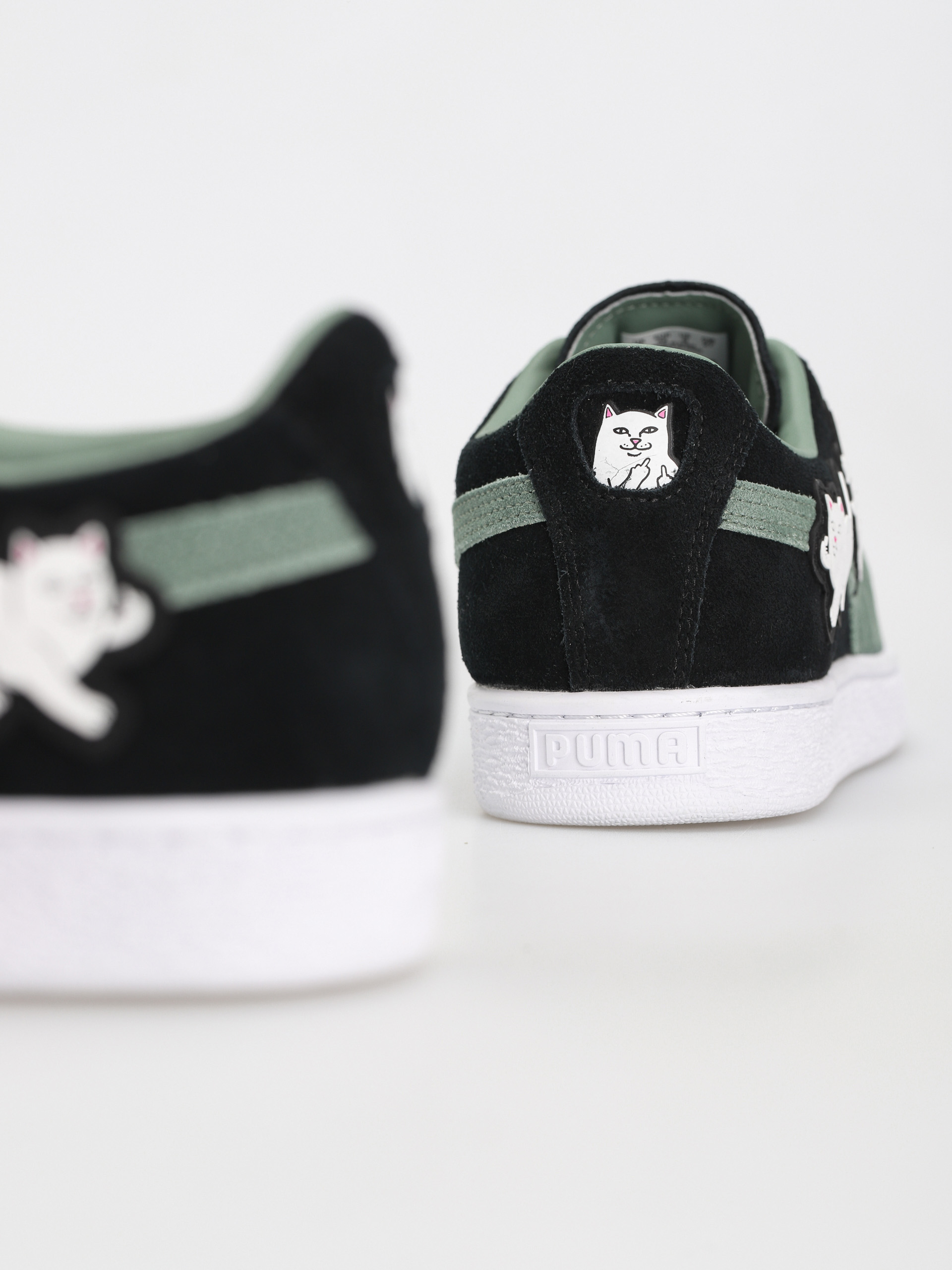 Puma X RipNDip Suede Shoes (puma black/eucalyptus)