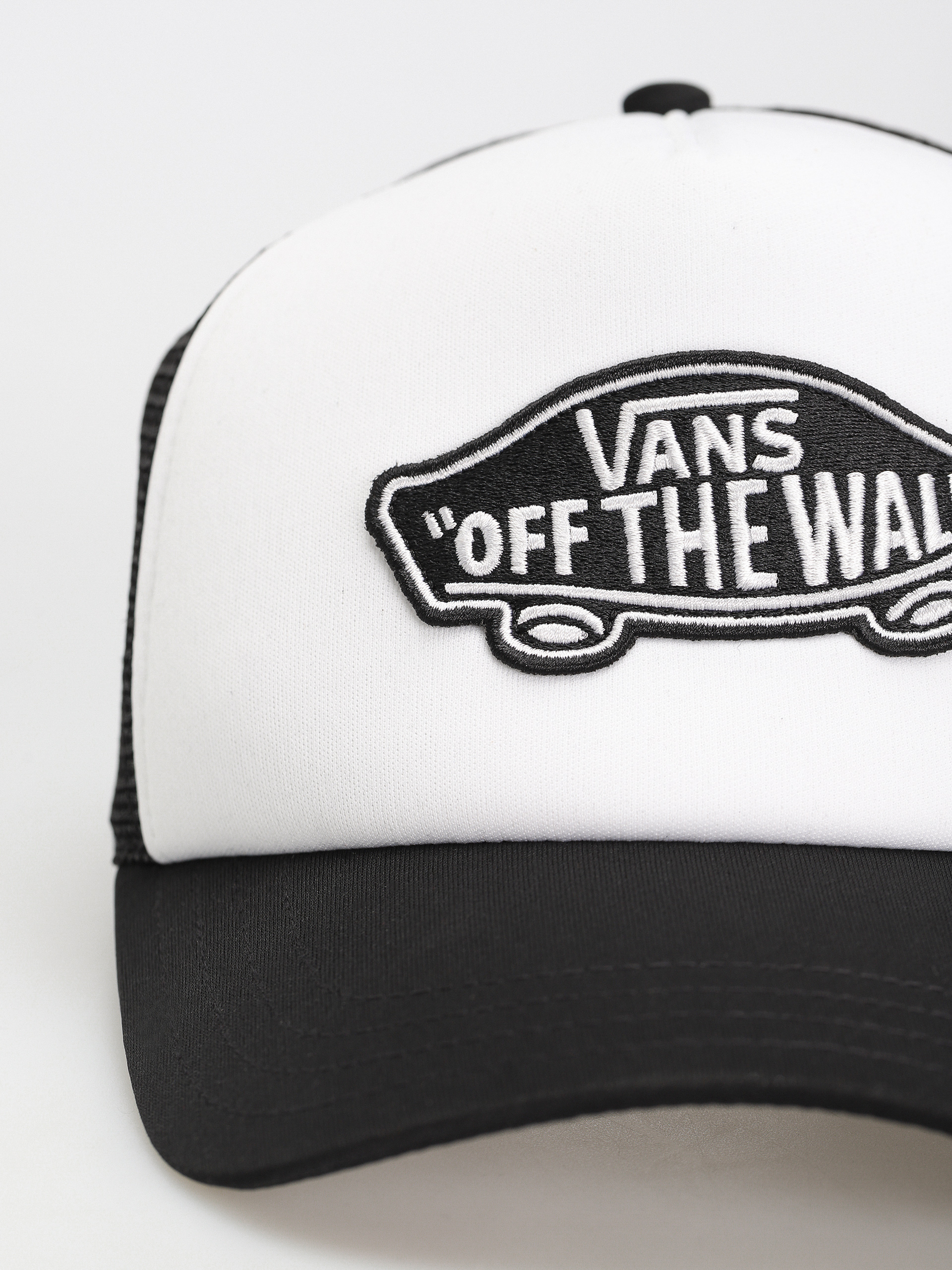 Vans Classic Patch Curved Bill Trucker Cap (black/white)