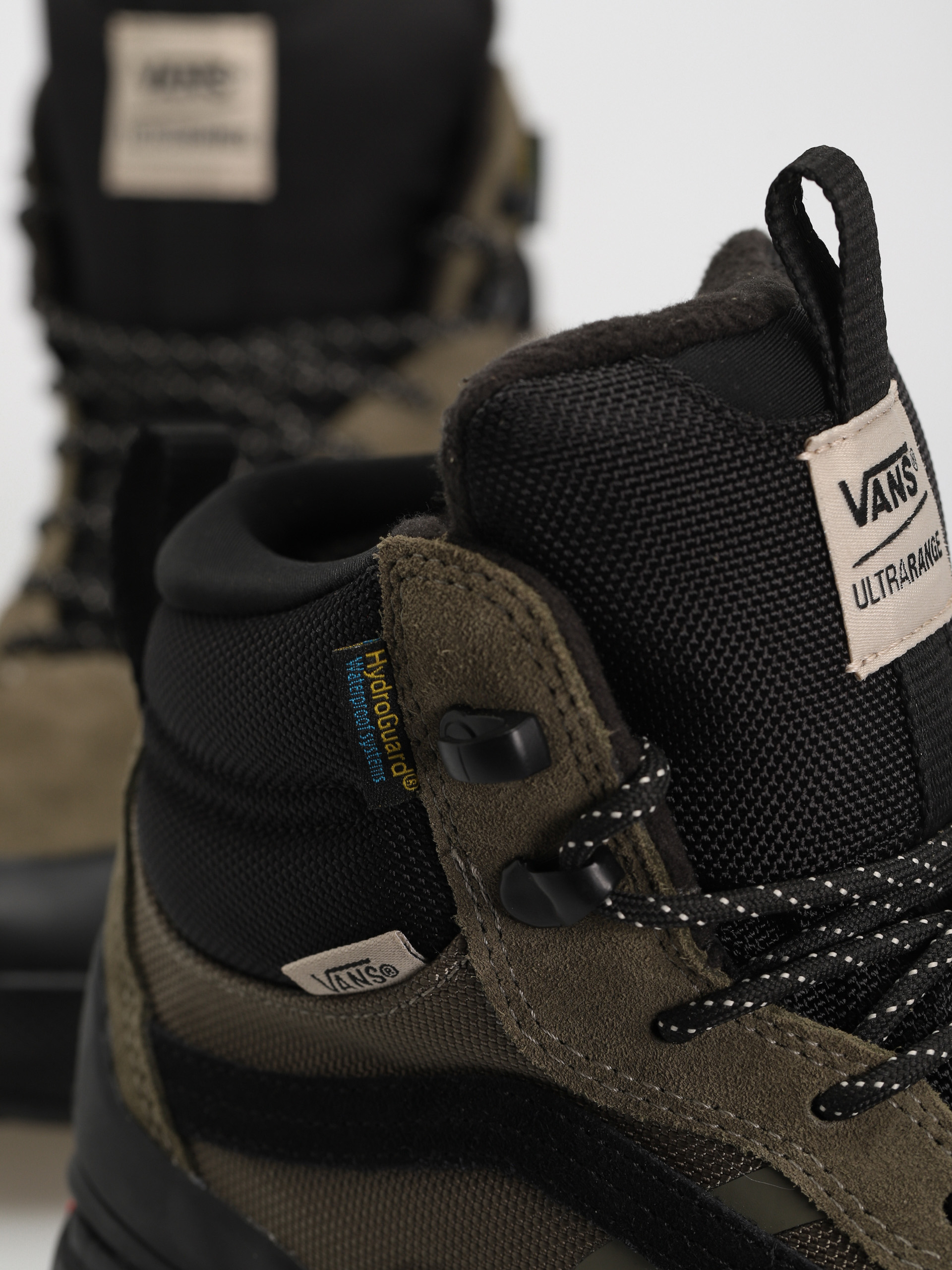 Vans Ultrarange Exo Hi Mte 2 Shoes (dark olive)