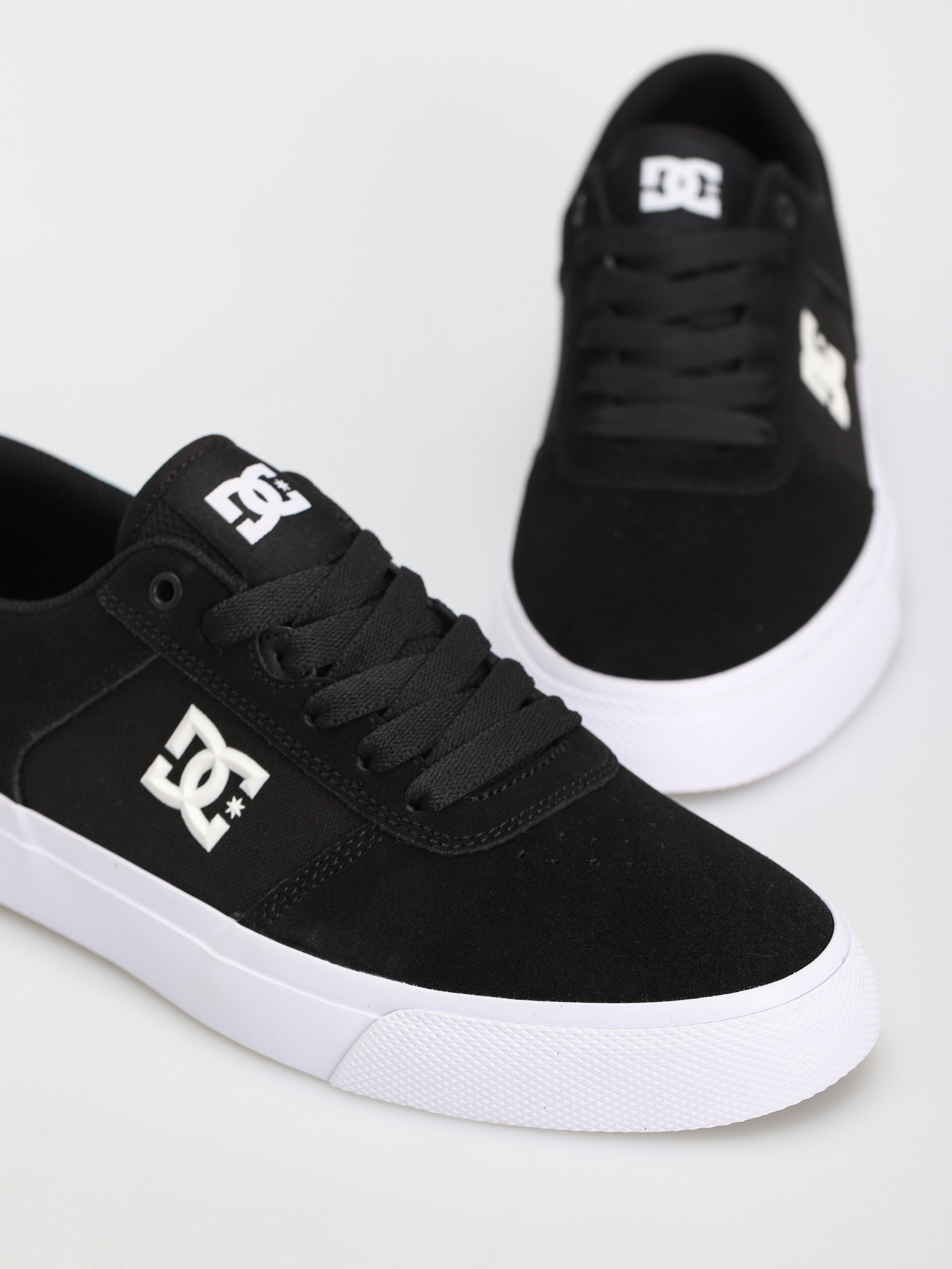 DC Teknic Shoes (black/white)