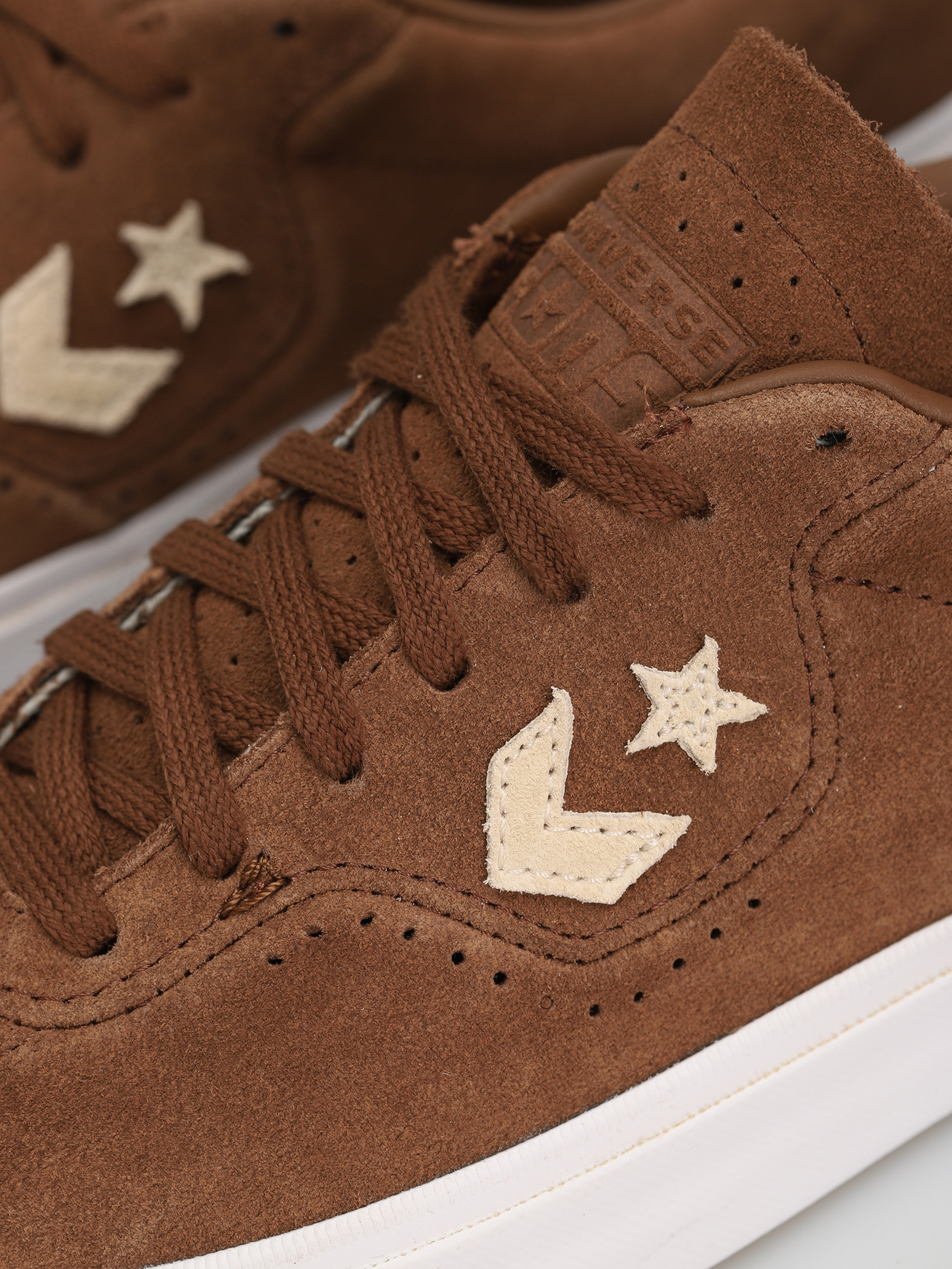 Converse Louie Lopez Pro Ox Shoes (chestnut brown)