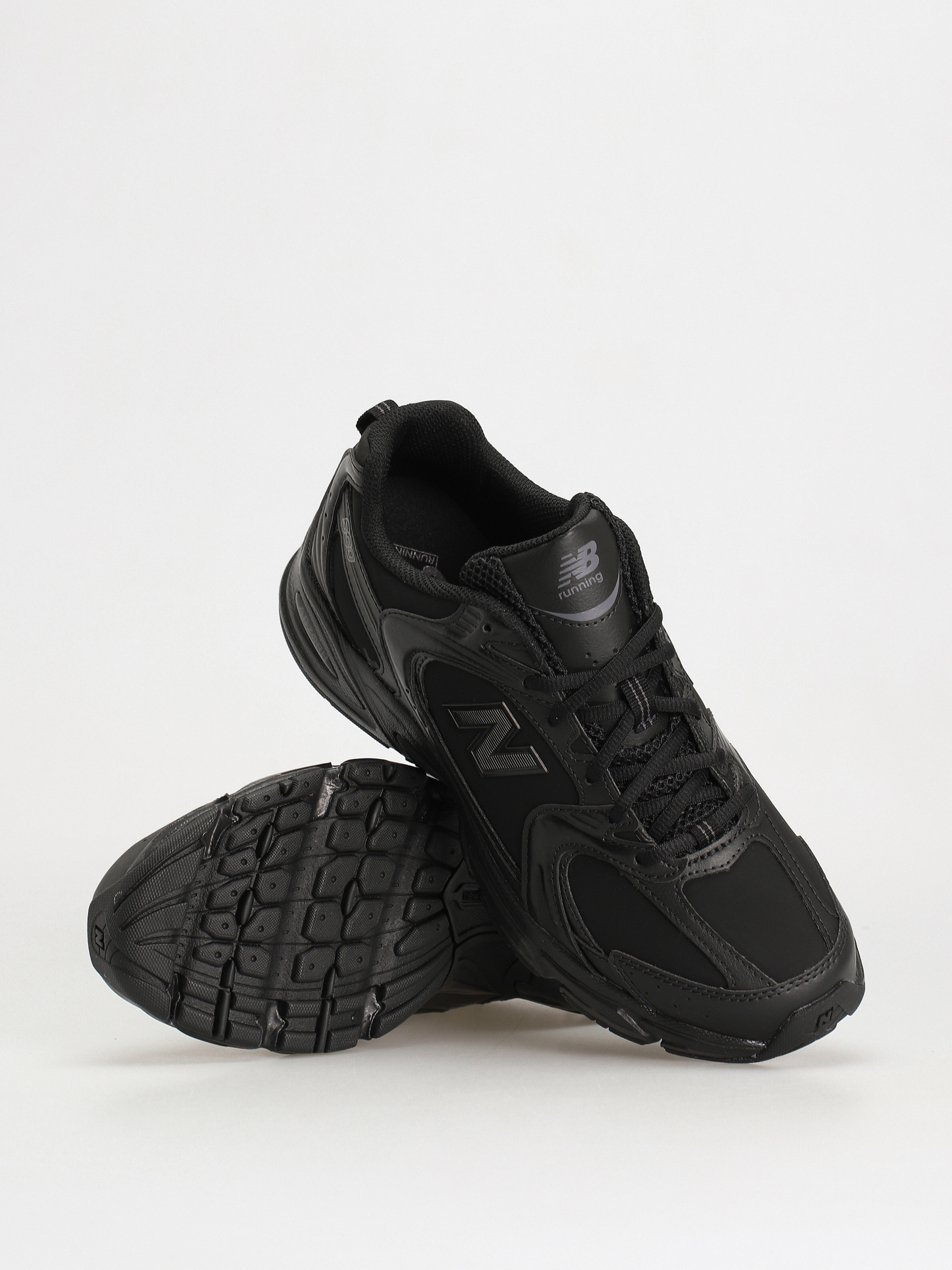 Newbalance on sale black shoes