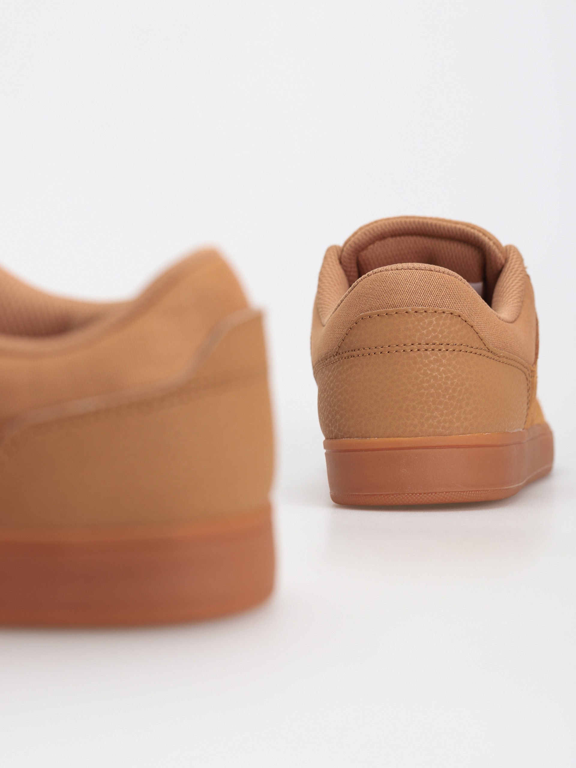 DC Crisis 2 S Shoes (brown/tan)