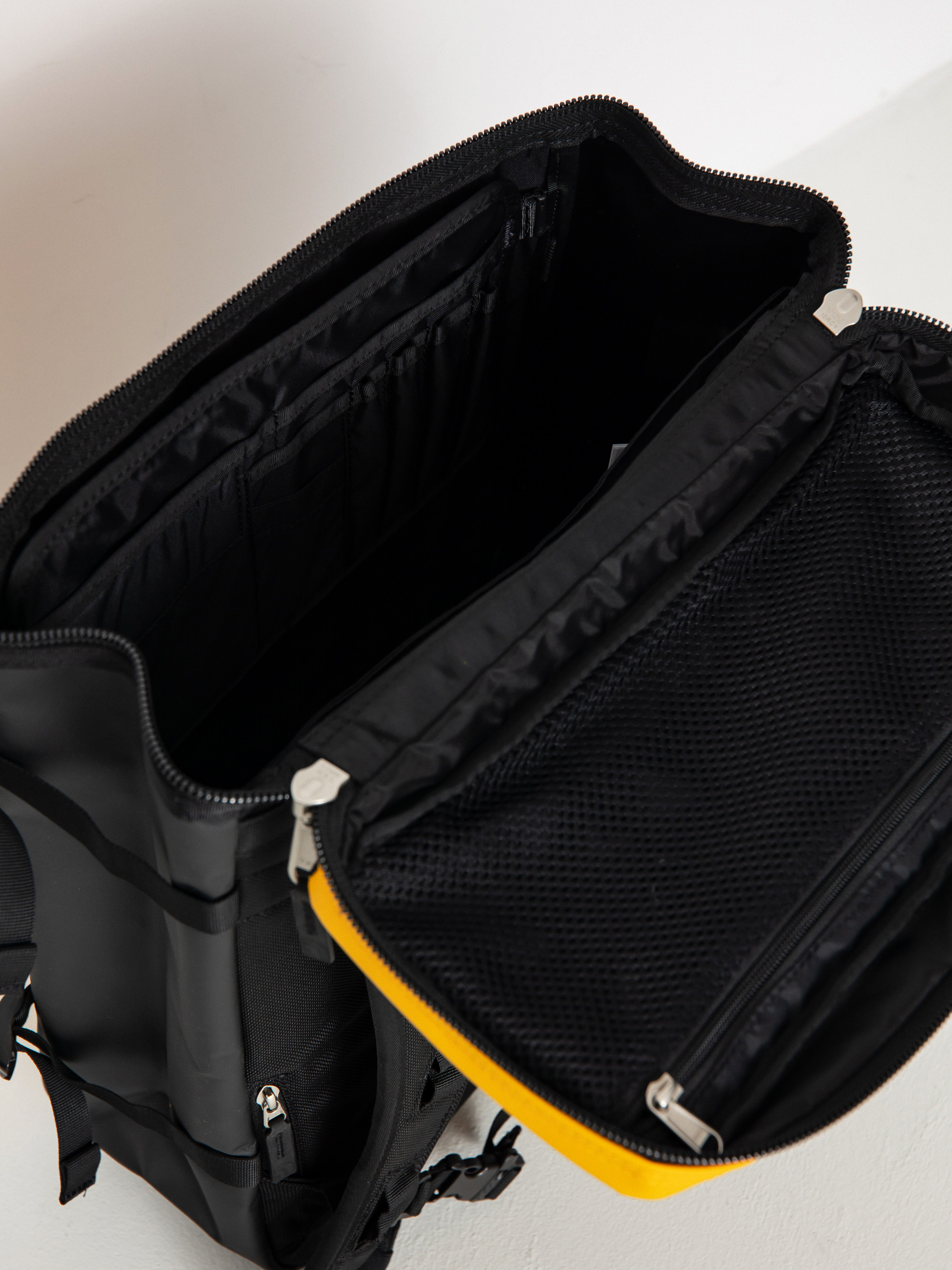 The North Face Base Camp Fuse Box Backpack (summit gold/tnf black)