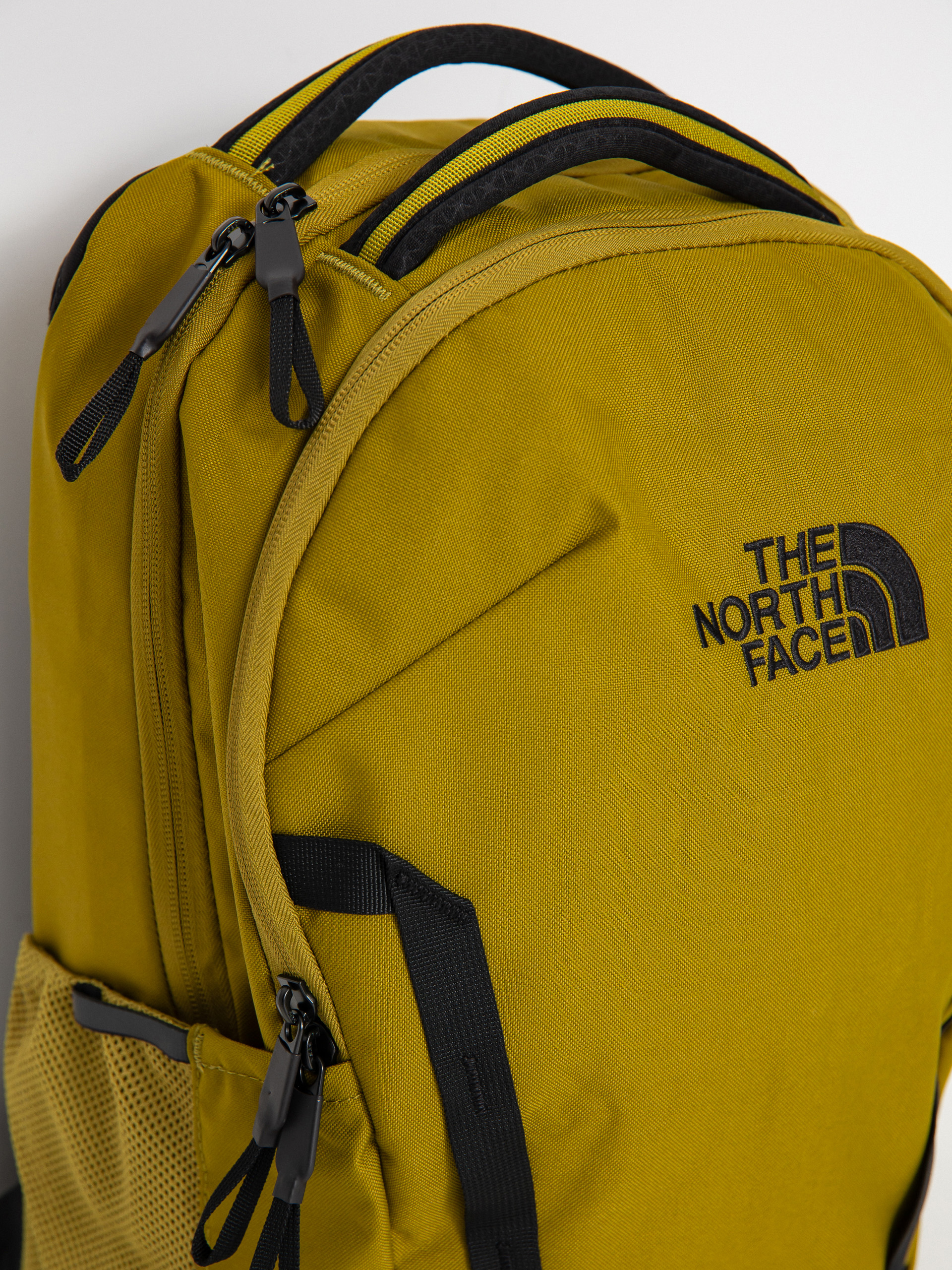 The North Face Vault Backpack (sulphur moss/tnf black)