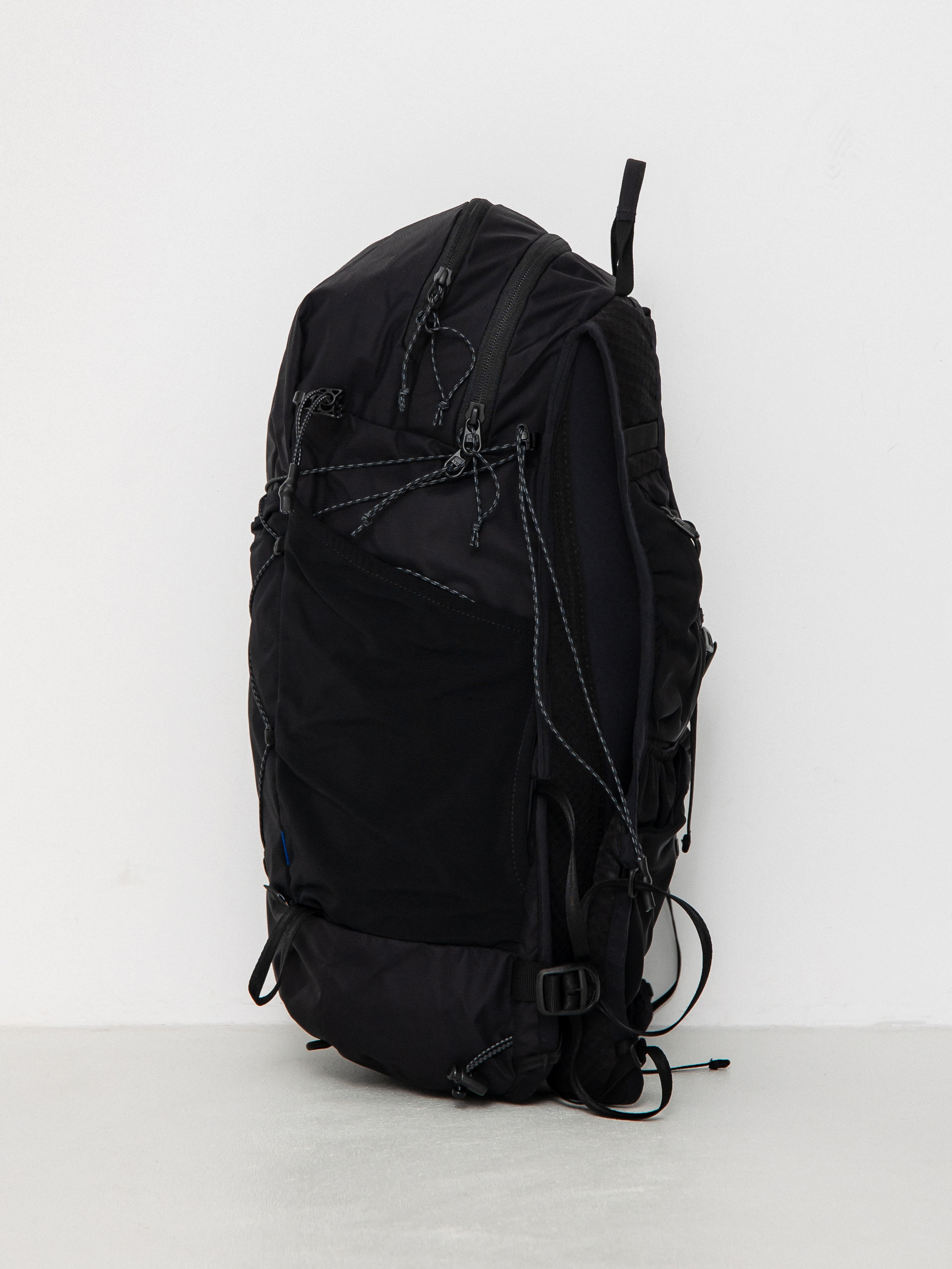 Burton Ak Surgence 20L Rucksack (true black)