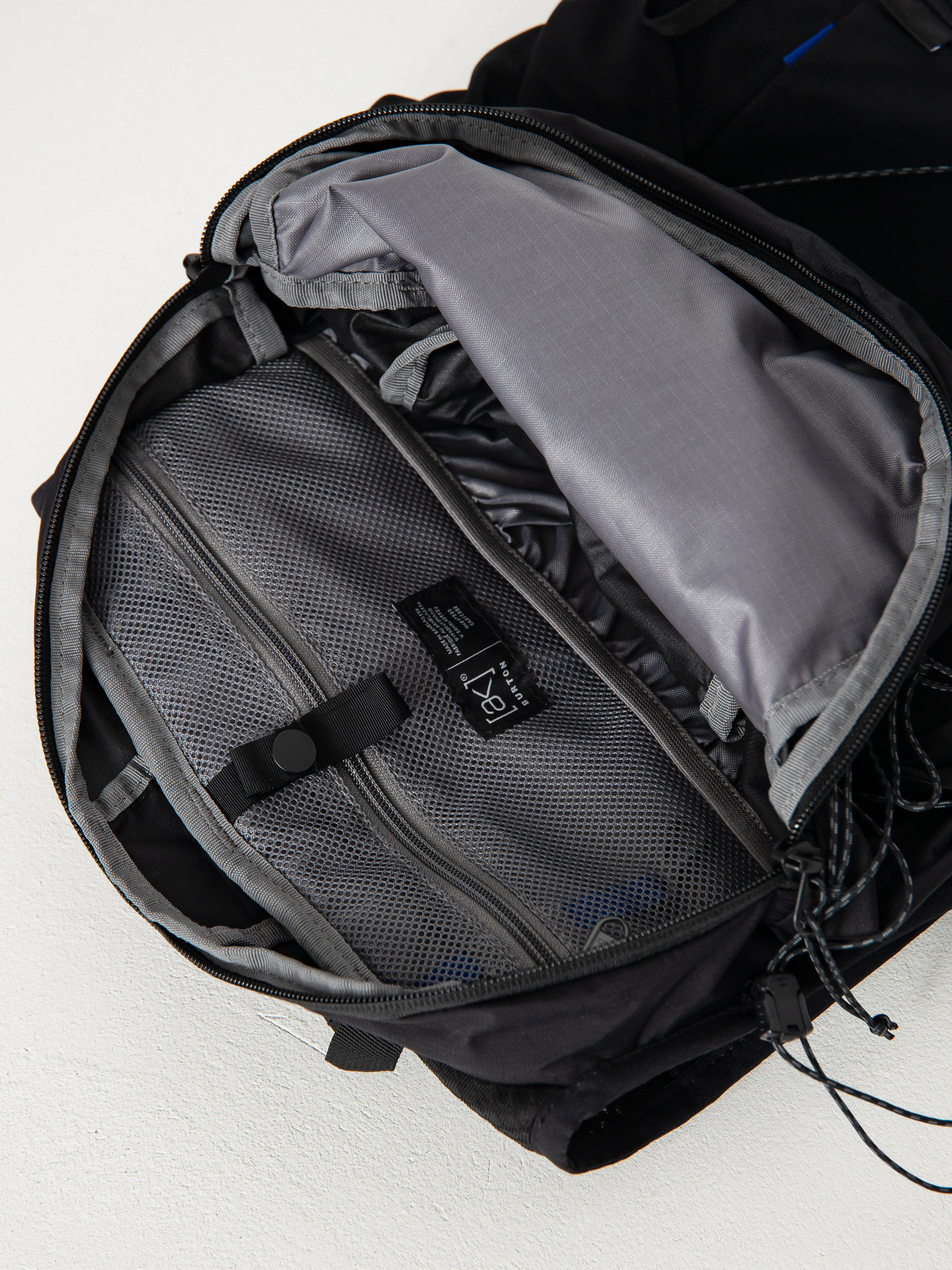 Burton Ak Surgence 20L Rucksack (true black)