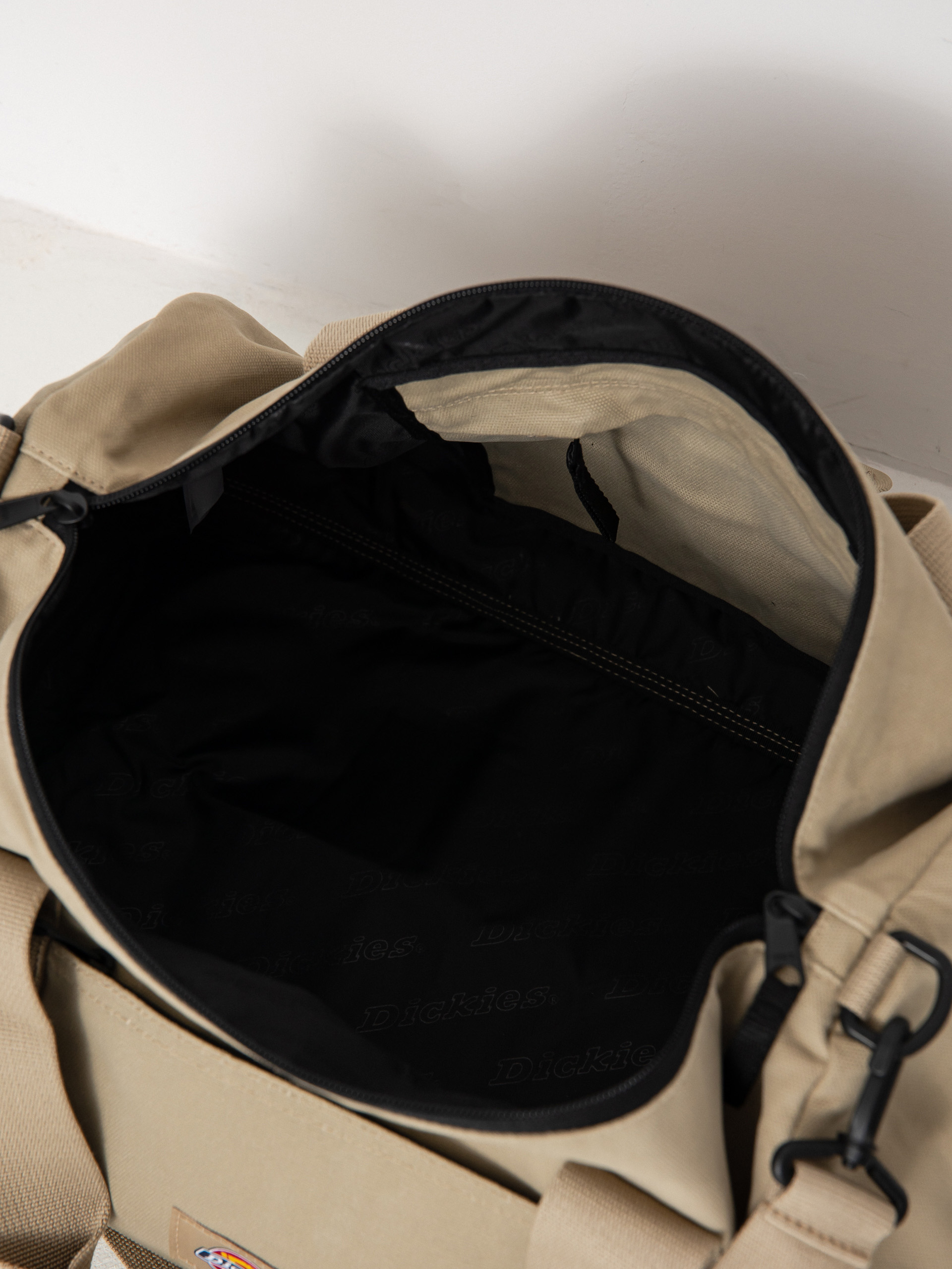 Dickies Duck Canvas Duffel Bag (desert sand)