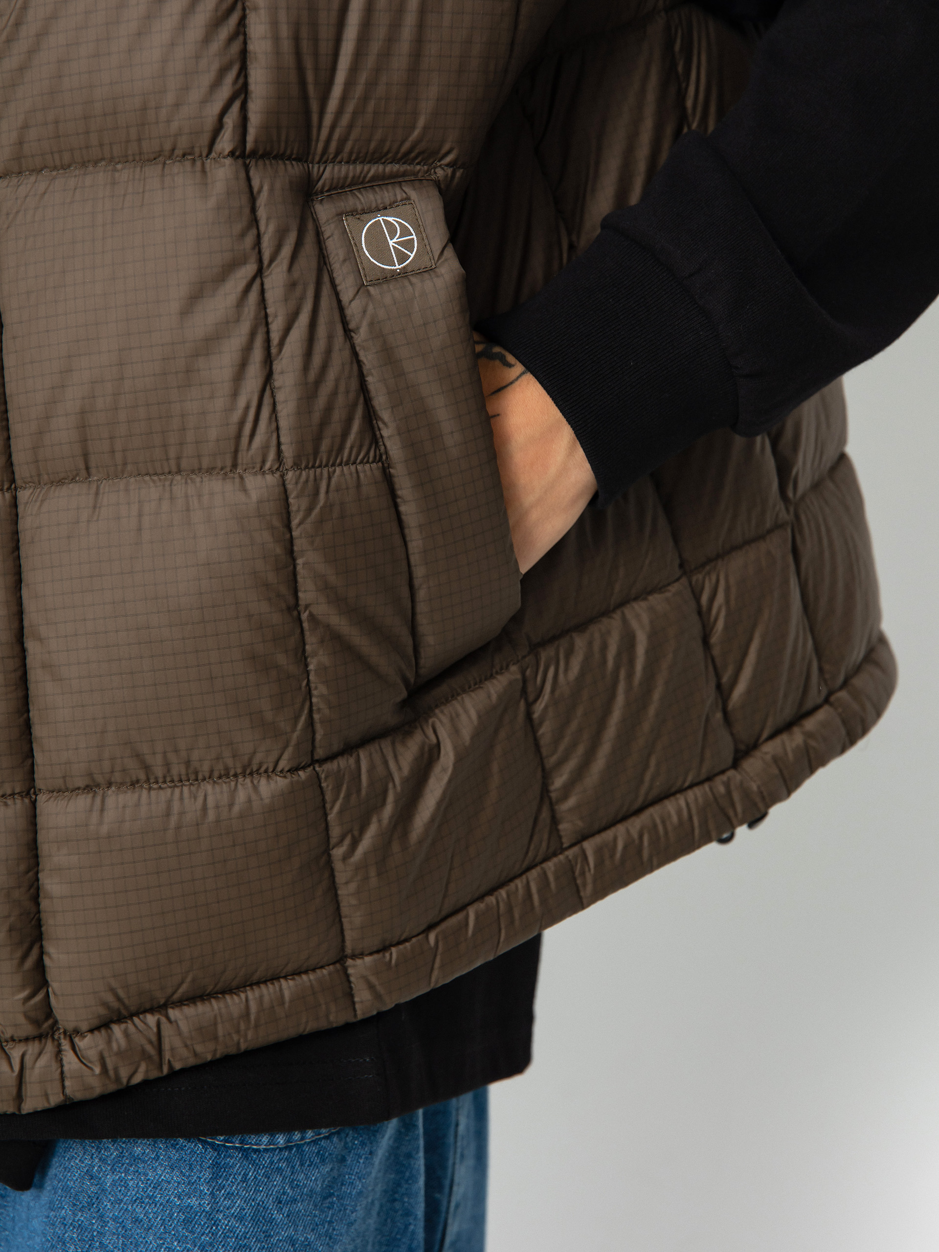 Polar Skate Lightweight Puffer Vest Vest (brown)