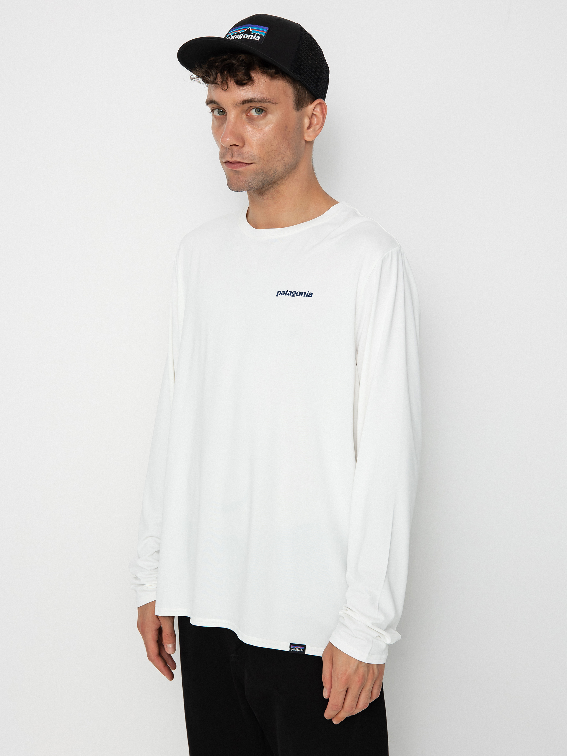 Patagonia Cap Cool Daily Graphic Waters Longsleeve - white