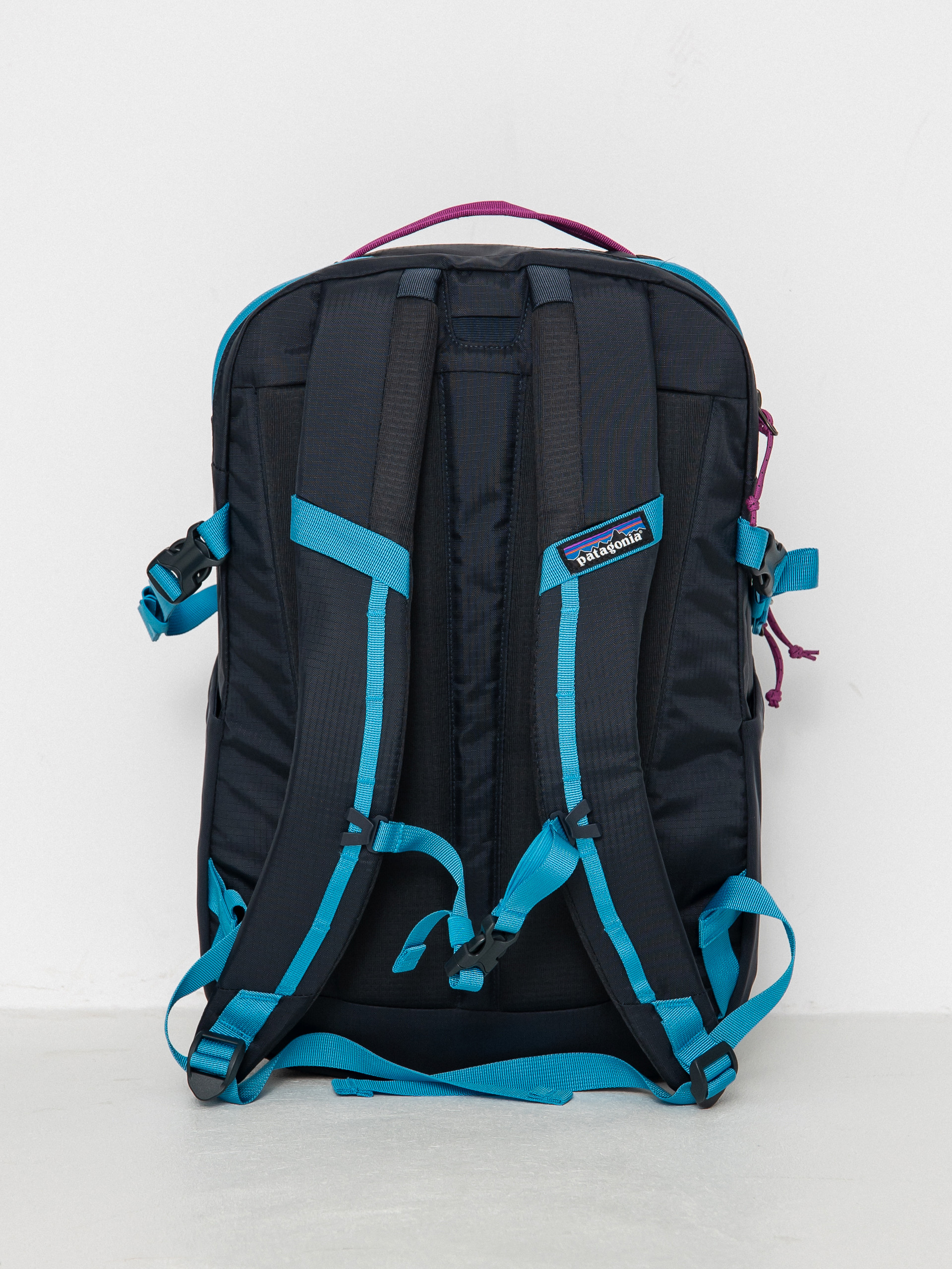 Patagonia Refugio Day Pack 26L Backpack (pitch blue)