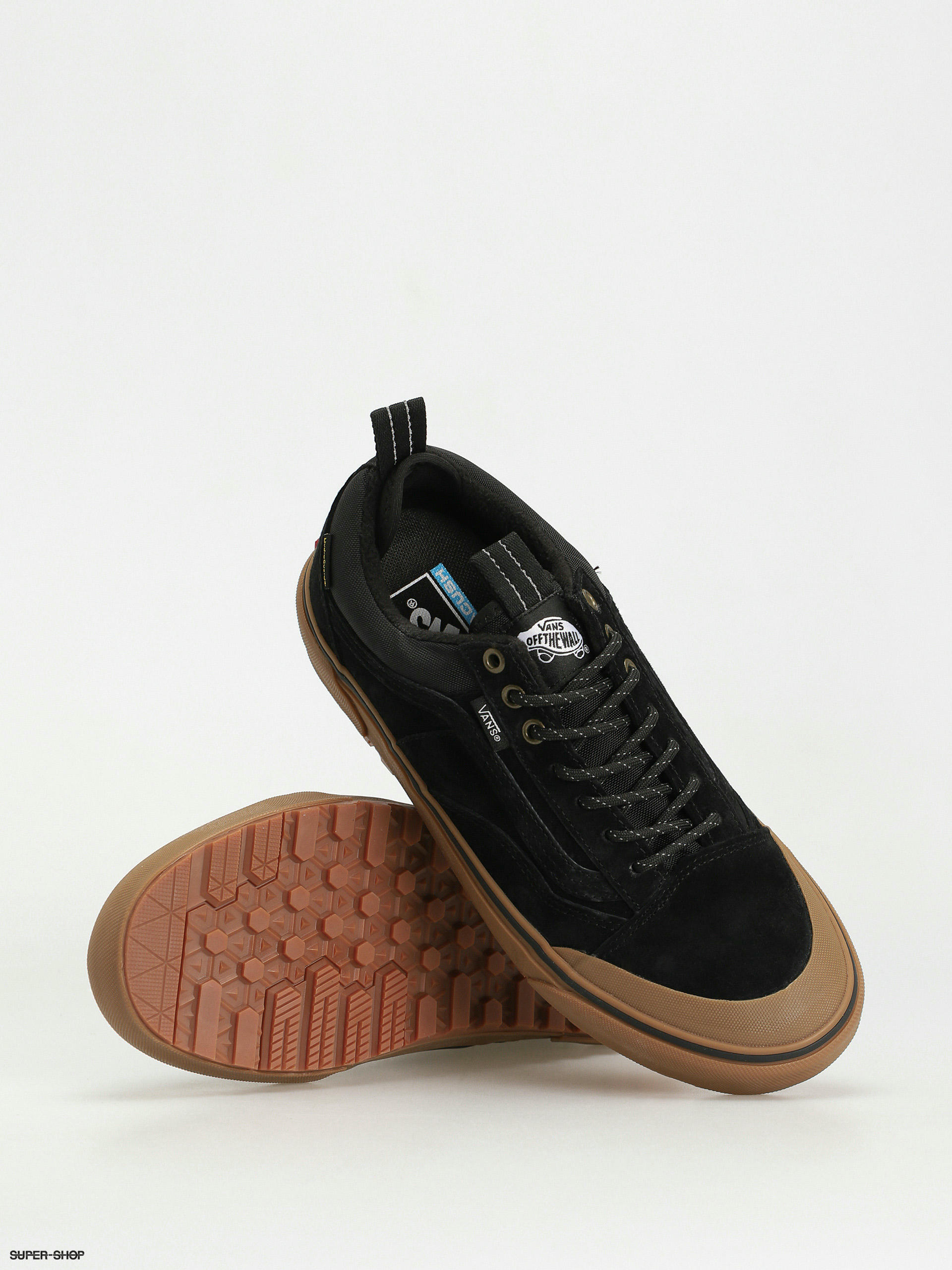 Vans old skool pro hotsell black gum