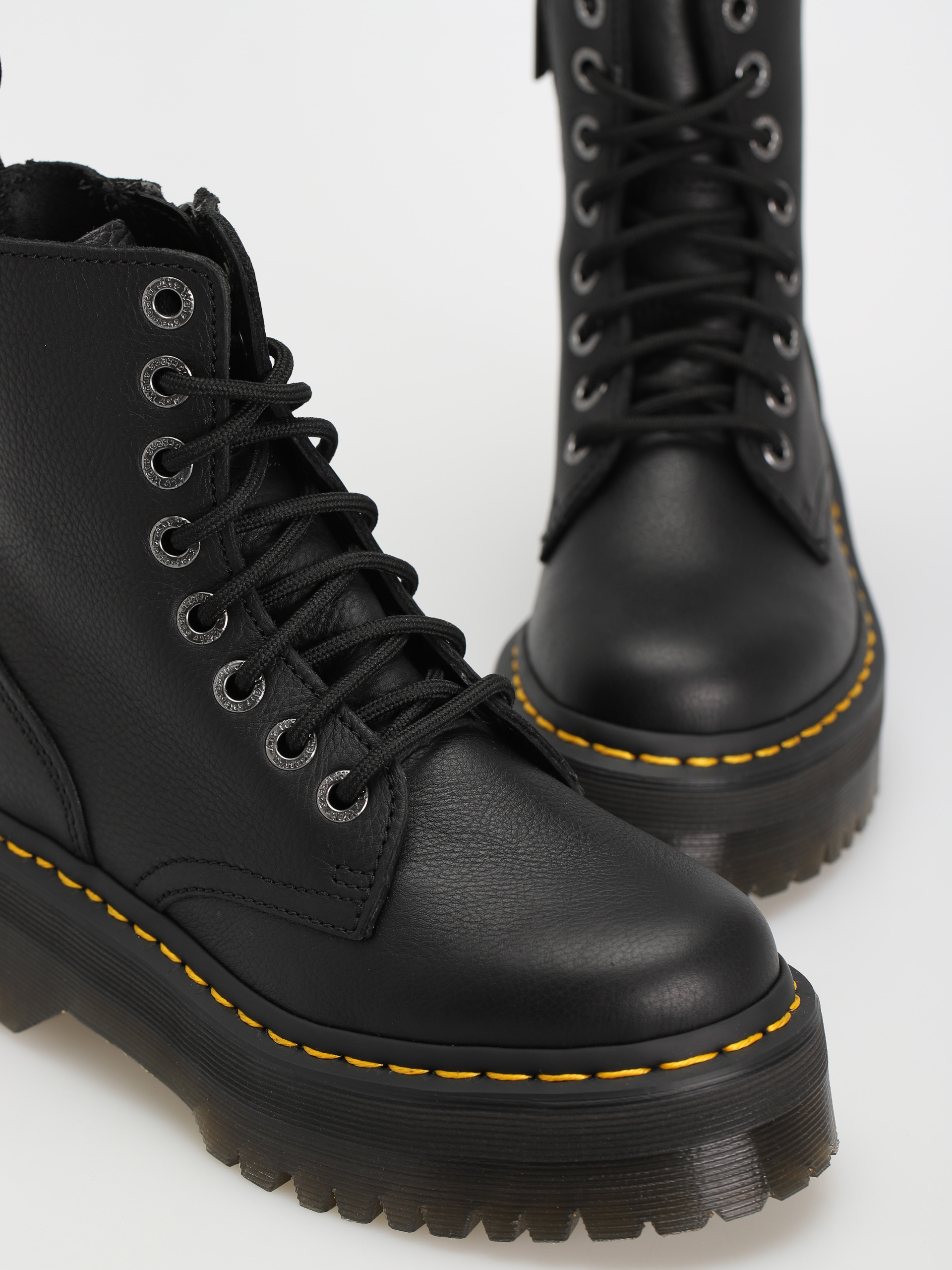 Dr. Martens Jadon III Schuhe (black pisa)