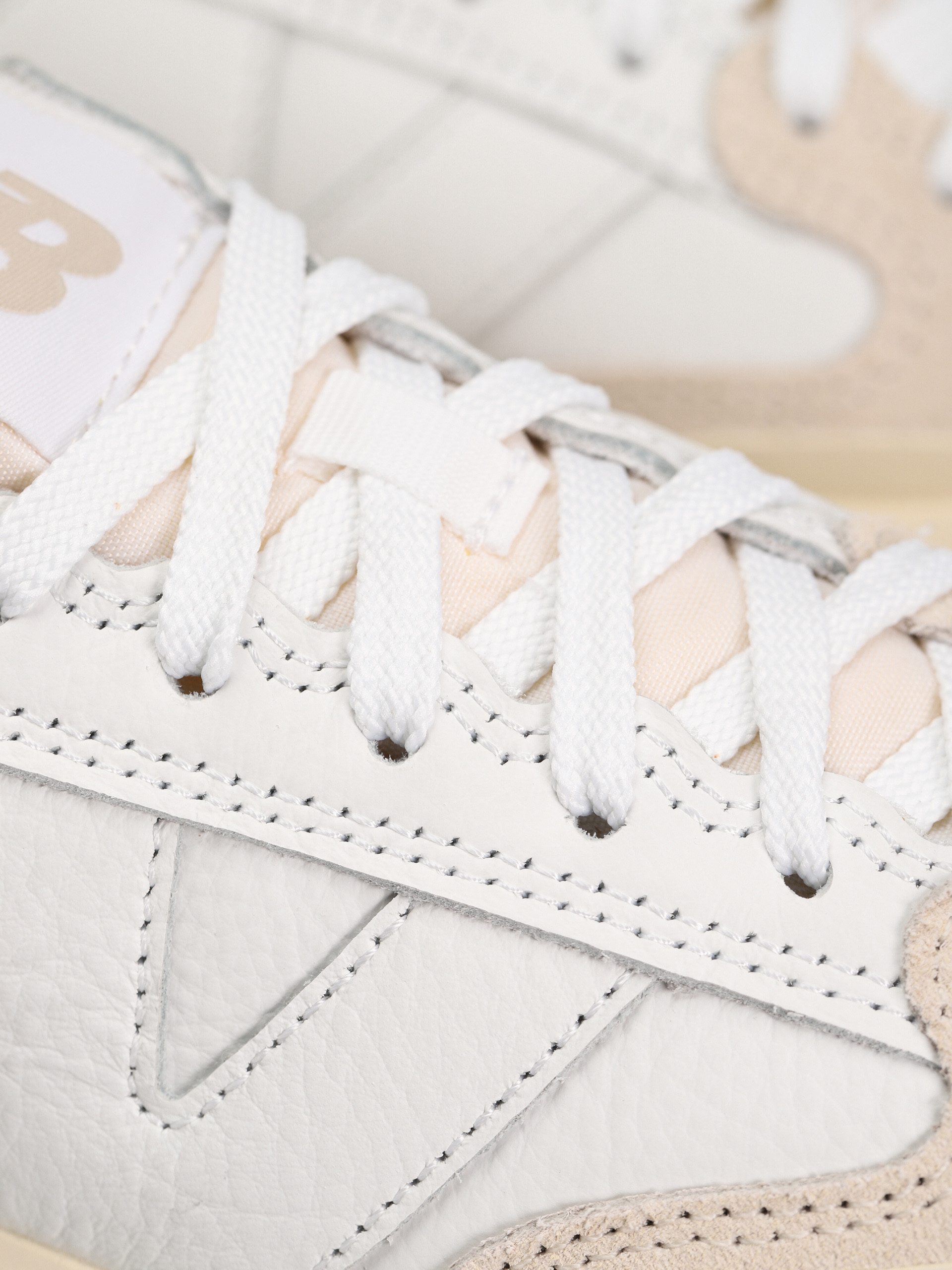 New Balance CT302 Shoes (white)