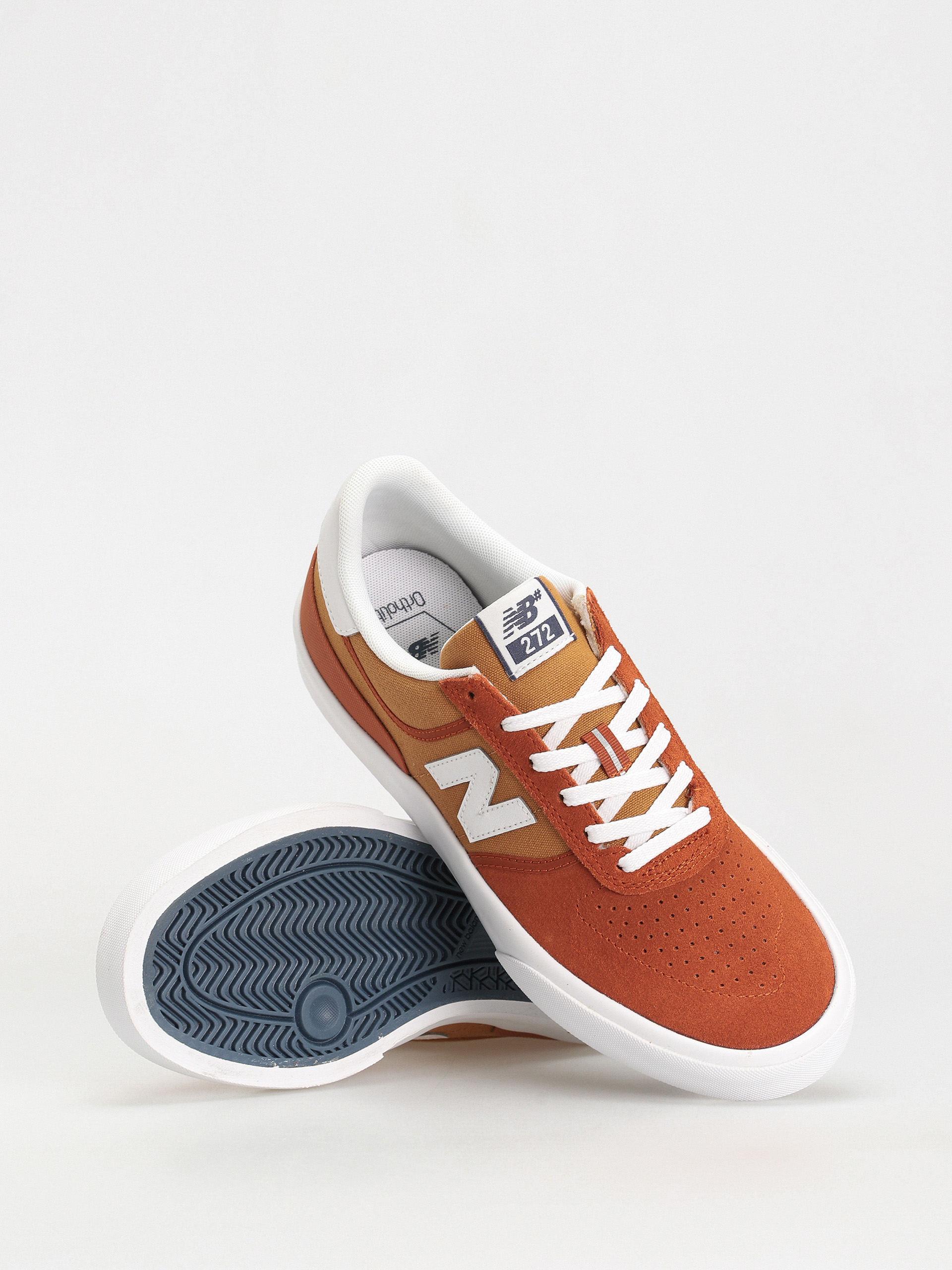 New Balance 272 Shoes (rust)