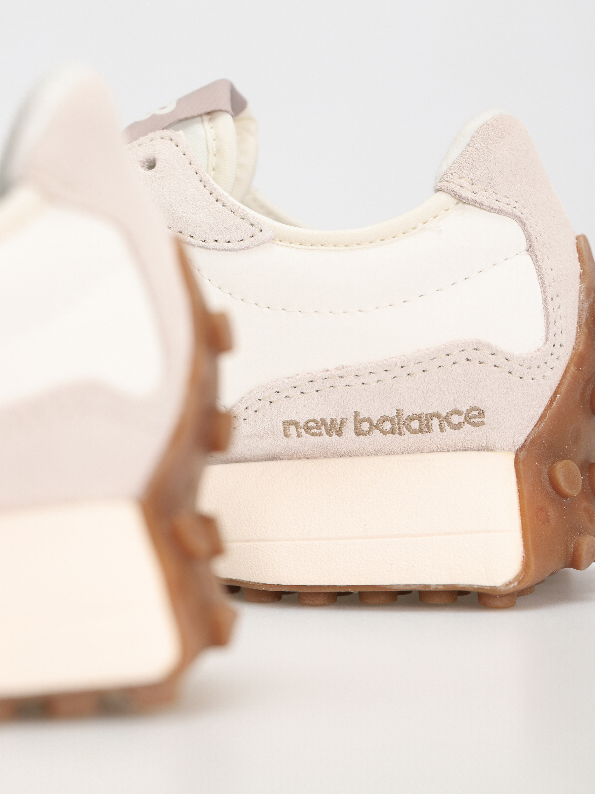 New Balance 327 Schuhe (driftwood)