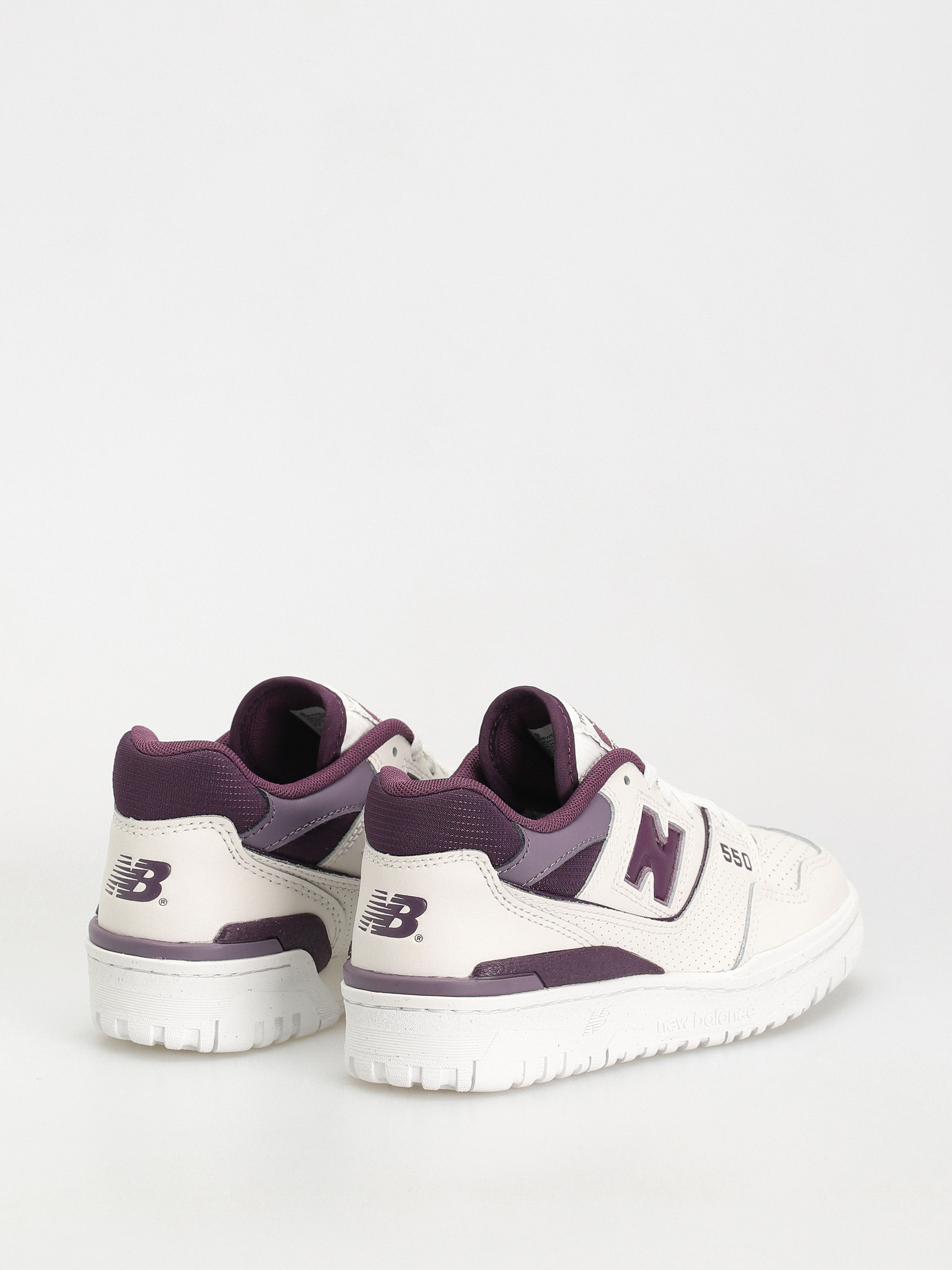 New Balance 550 Shoes Wmn (reflection)