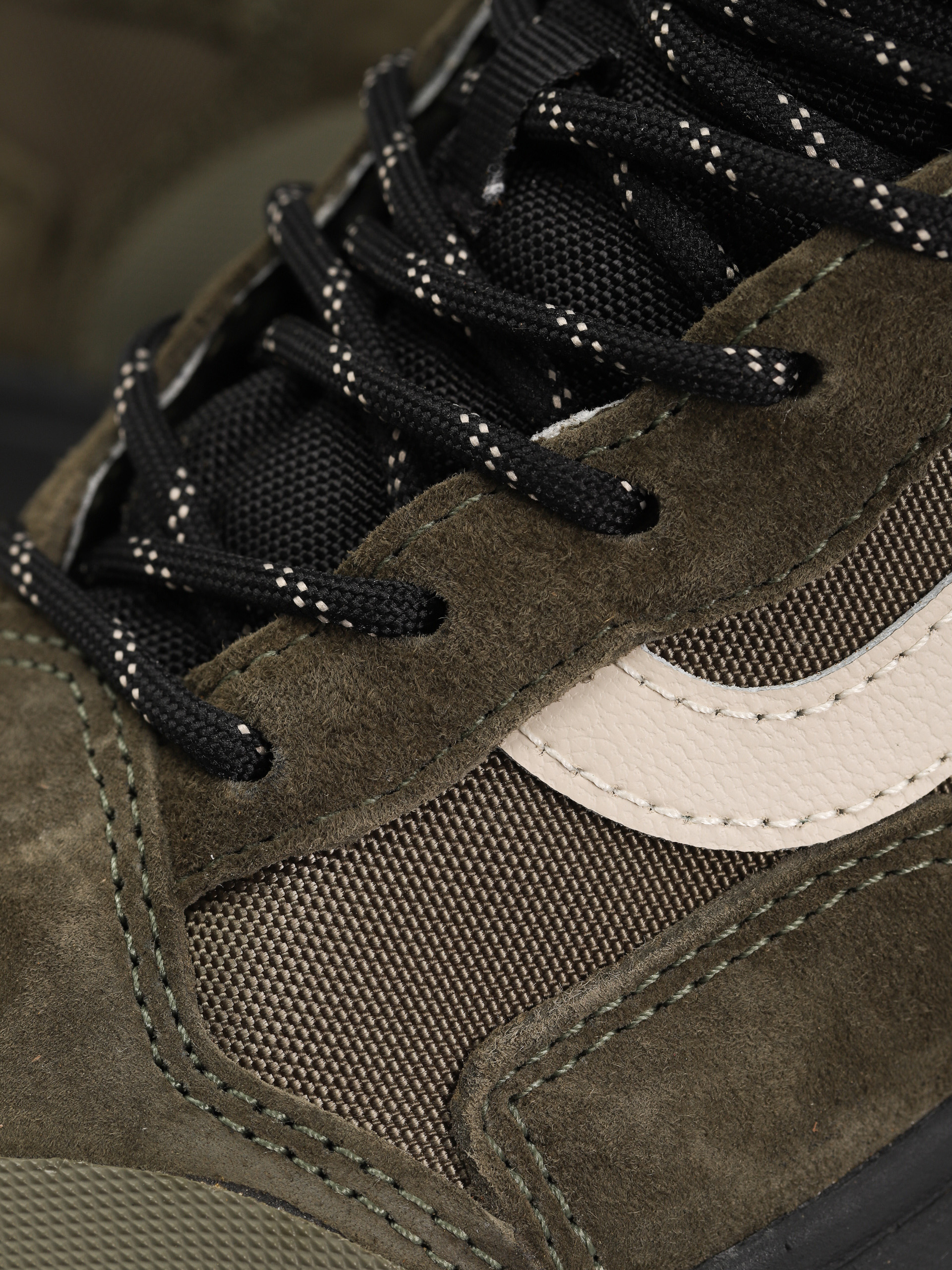 Vans Ultrarange Exo Hi Mte 1 Shoes (rain camo dark olive)