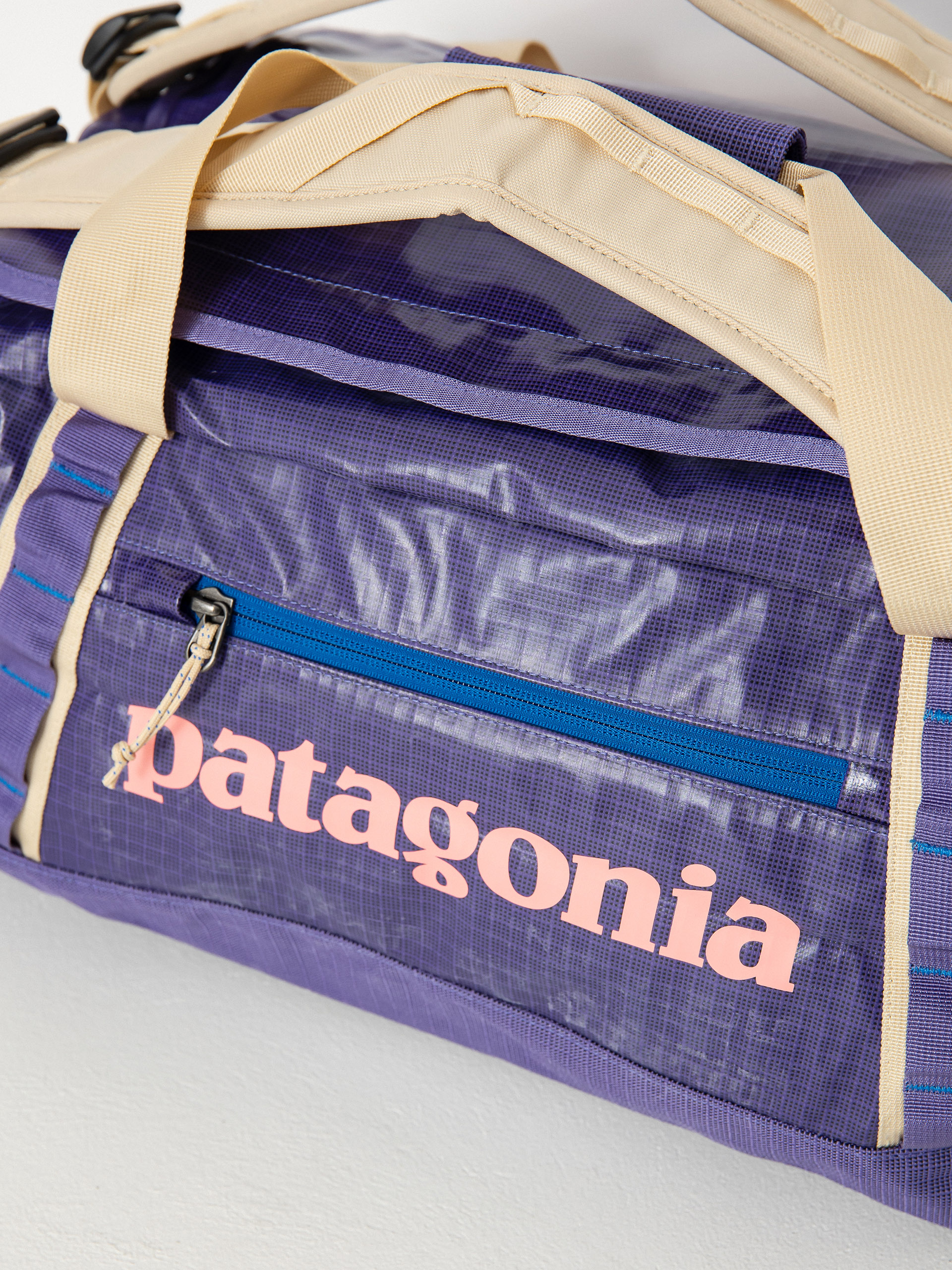 Patagonia Black Hole Duffel 45L White Teal Purple New popular