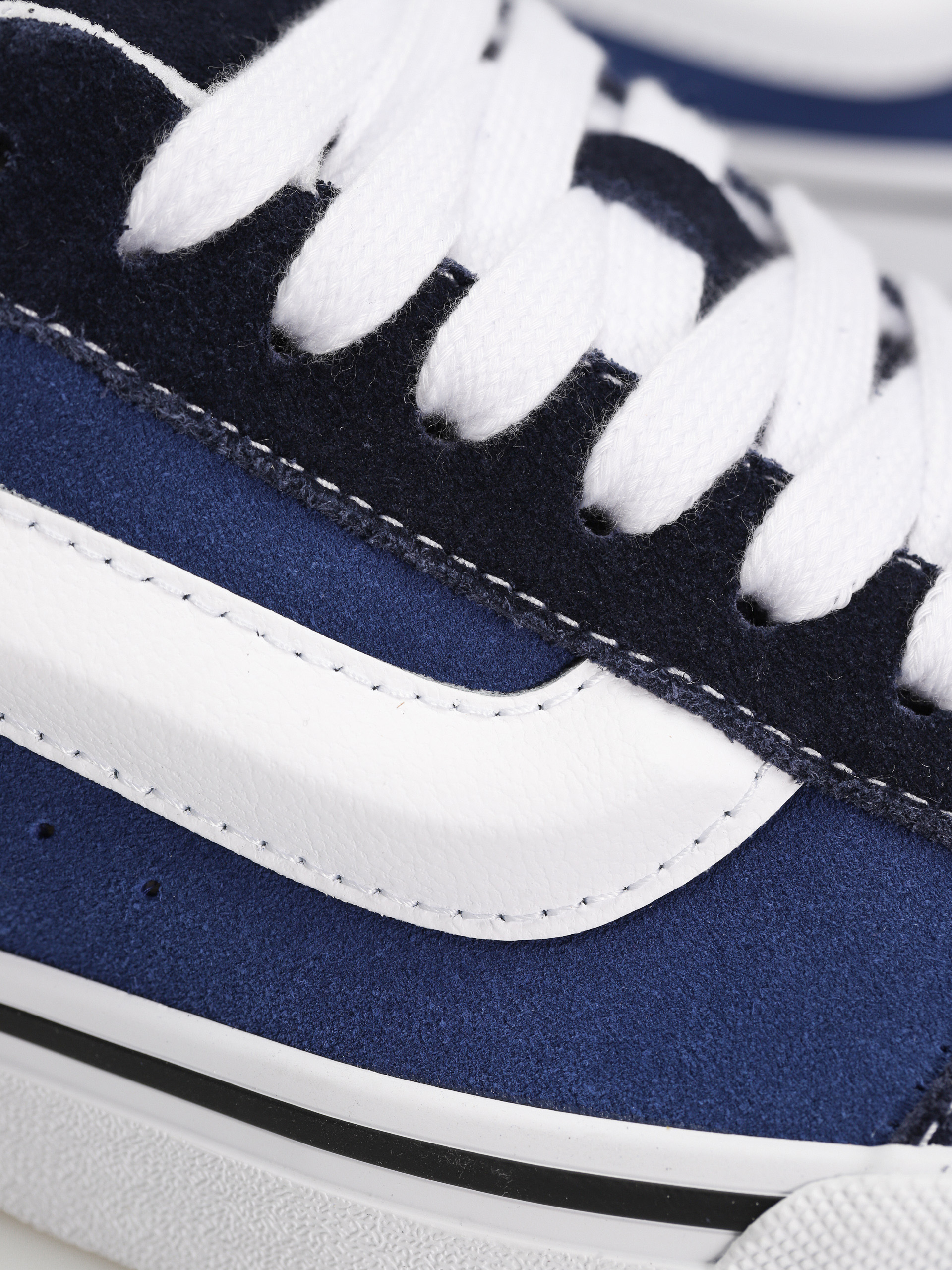 Vans Knu Skool Schuhe (navy/true white)