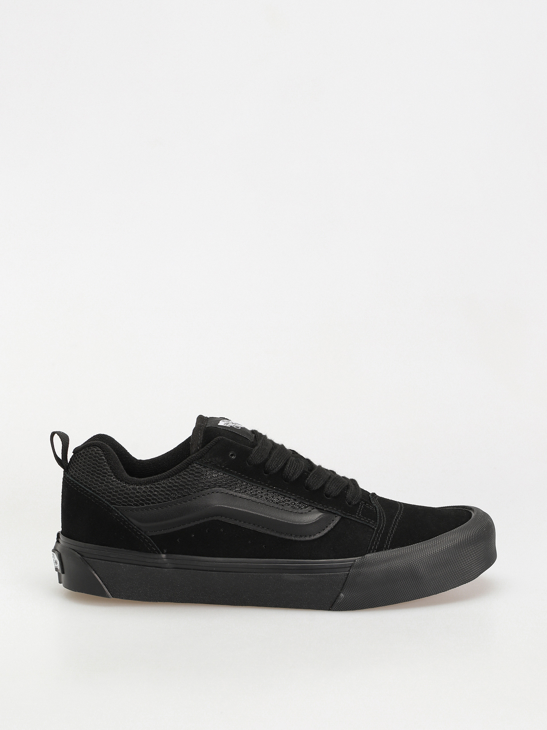 Vans old skool hotsell all black white sole