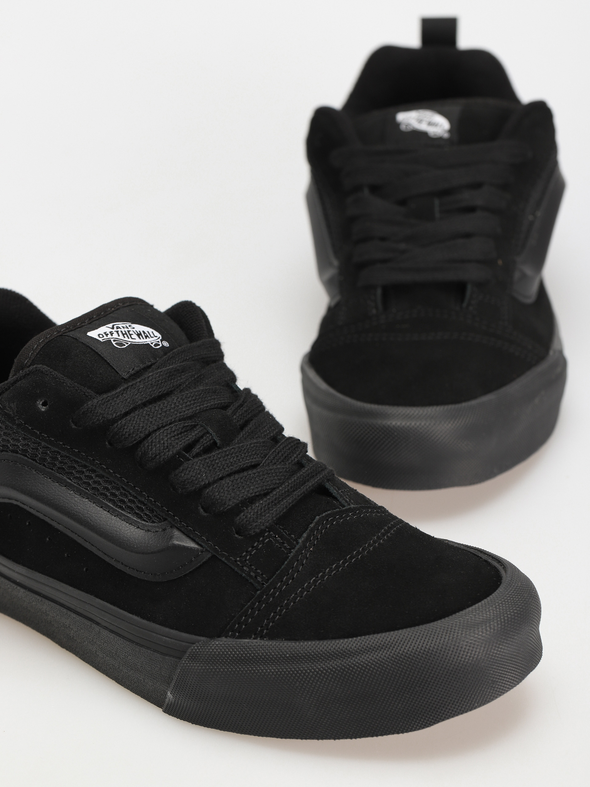 Vans Knu Skool Shoes (black/black)