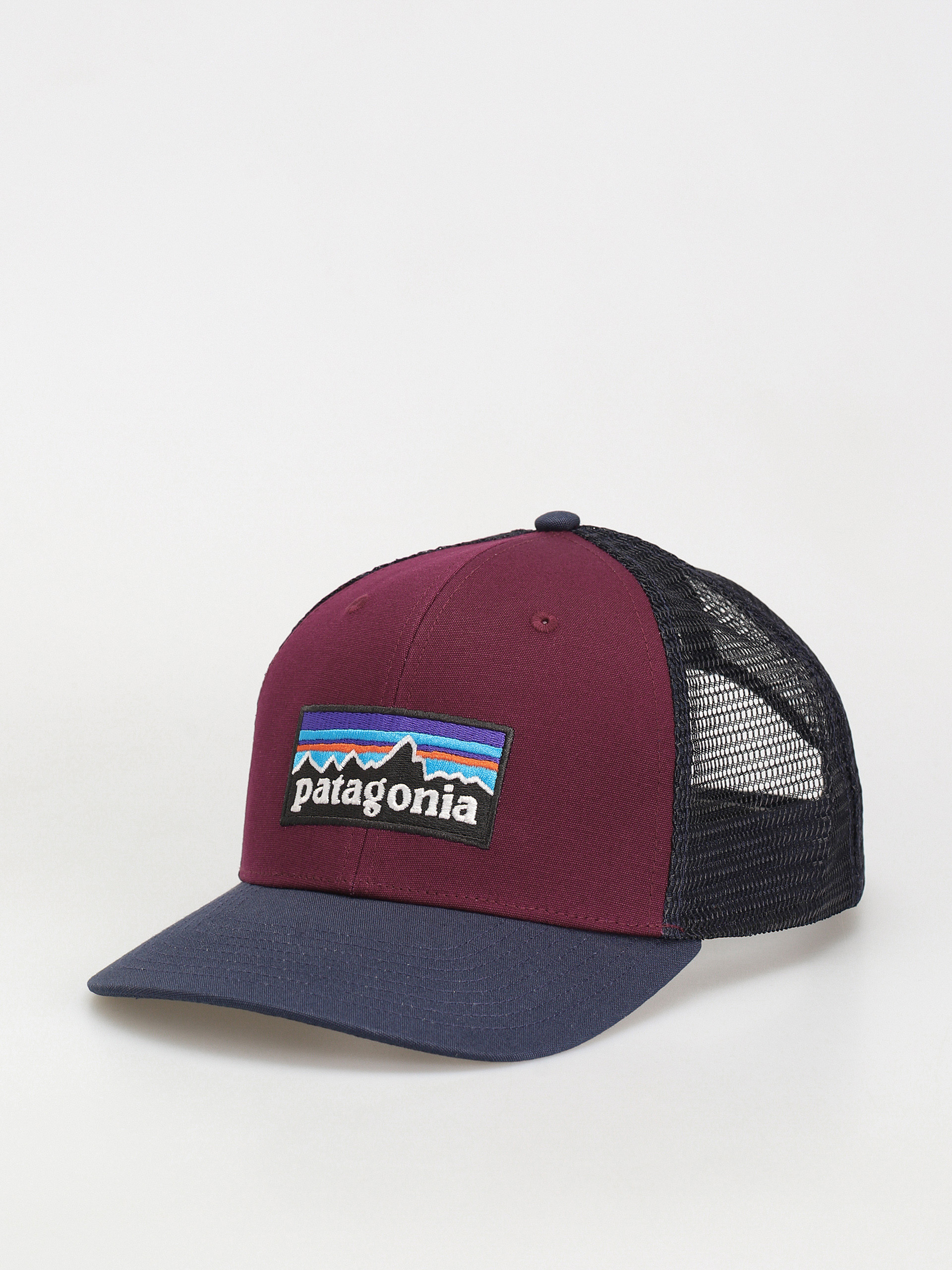 Patagonia P 6 Logo Trucker Cap (night plum)