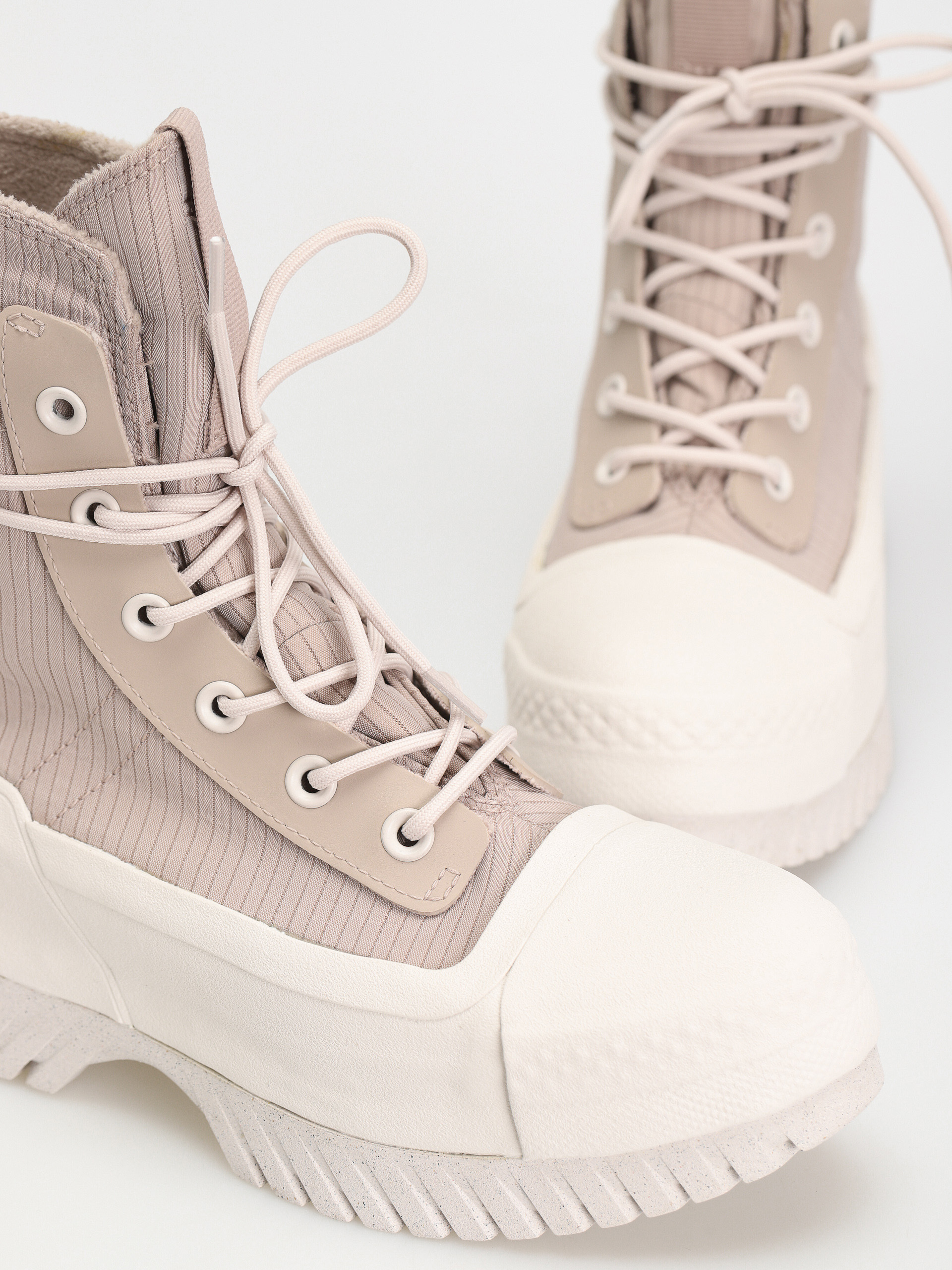 Converse Chuck Taylor All Star Lugged 2.0 Cc X-Hi Shoes (wonder stone)