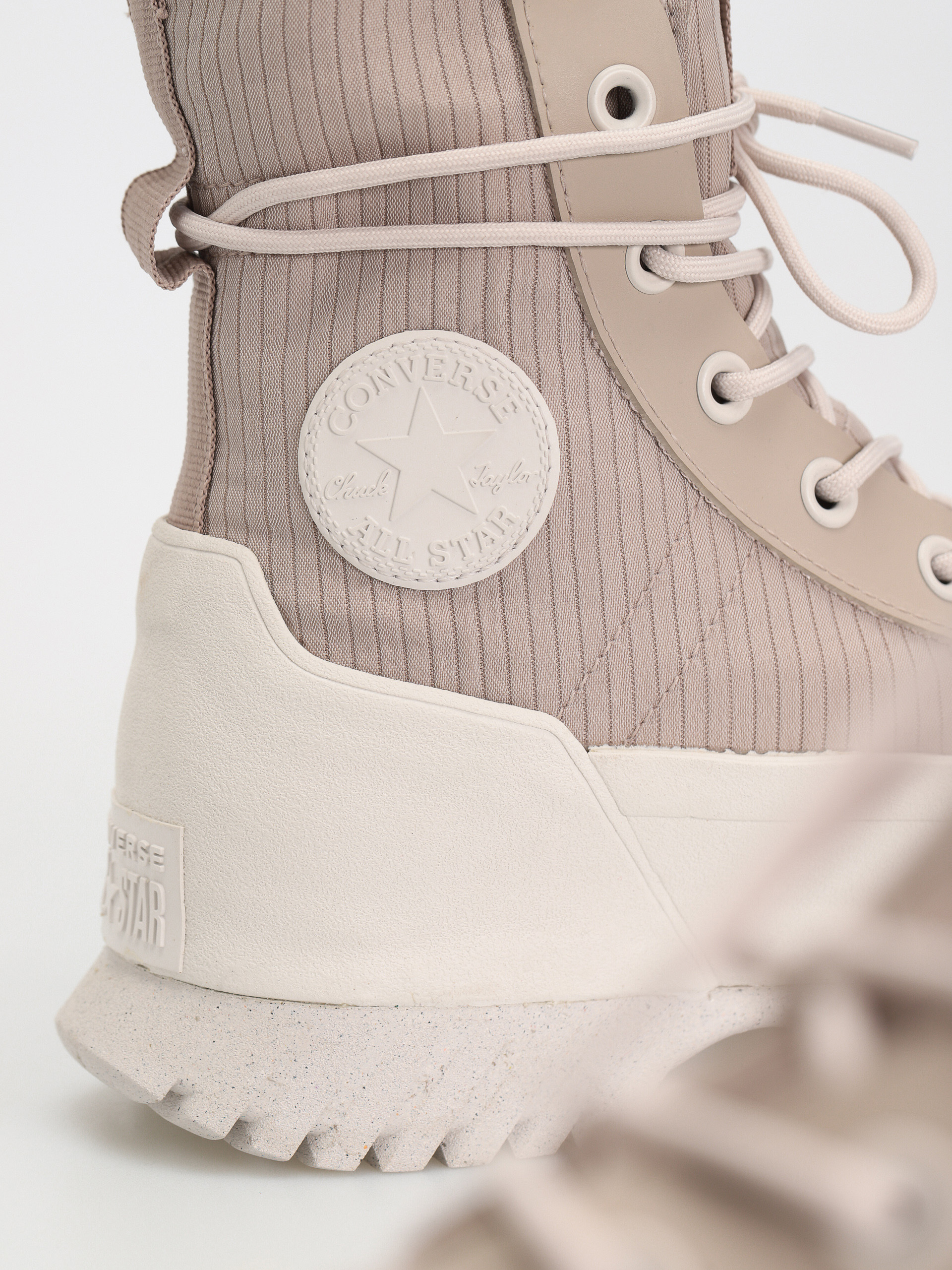 Converse Chuck Taylor All Star Lugged 2.0 Cc X-Hi Shoes (wonder stone)