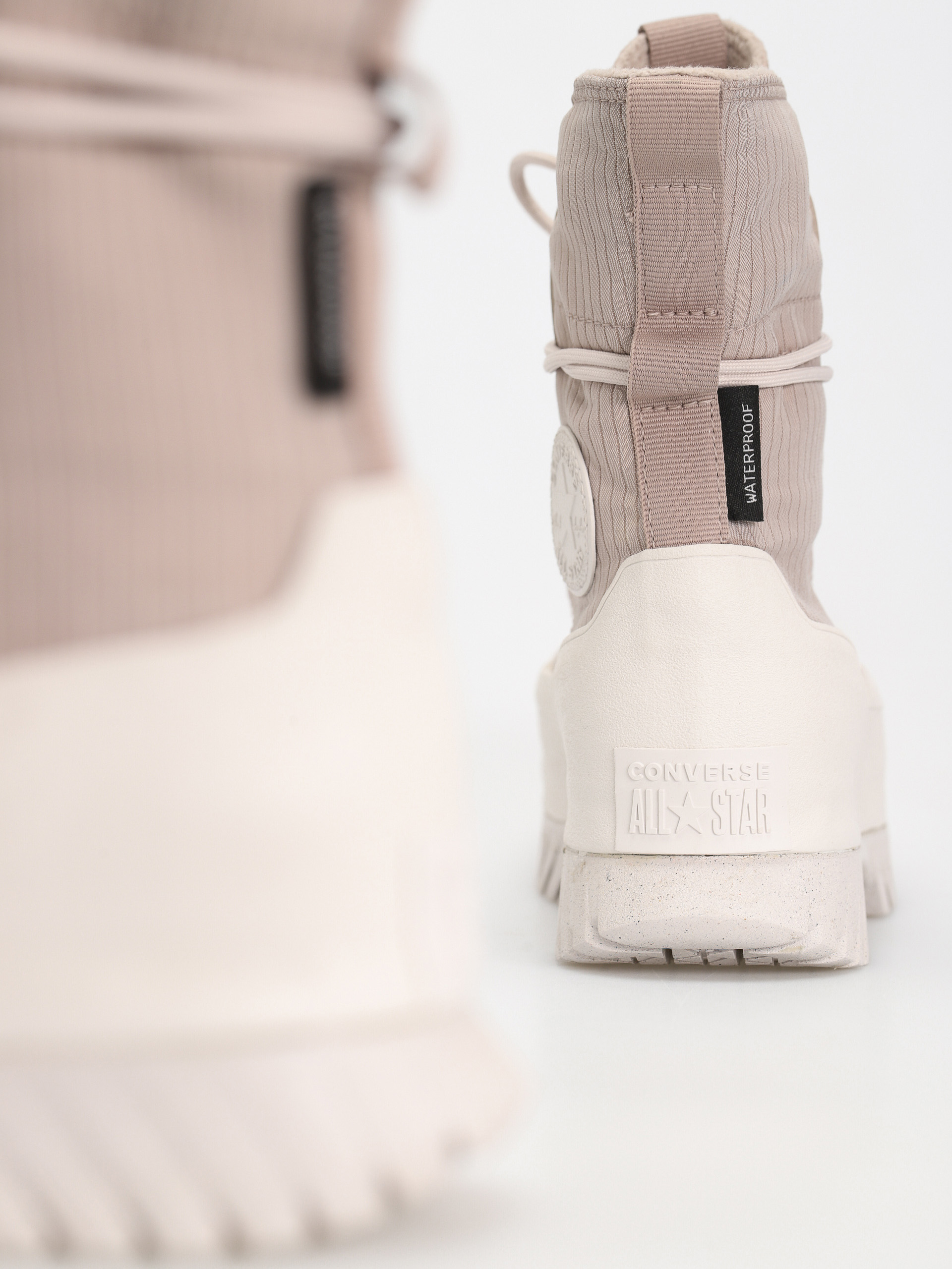 Converse Chuck Taylor All Star Lugged 2.0 Cc X-Hi Shoes (wonder stone)