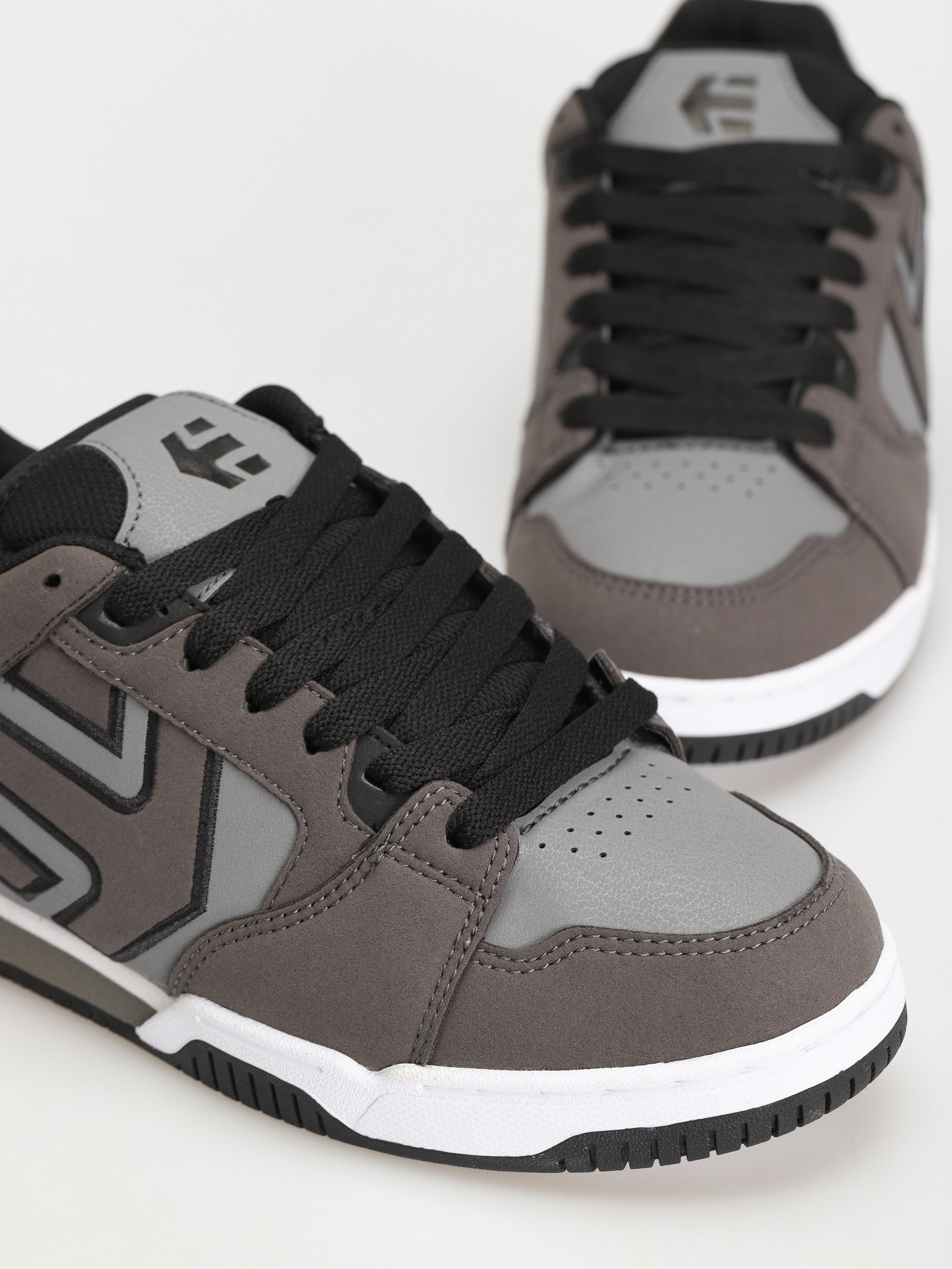 Etnies Faze Shoes (grey/black)