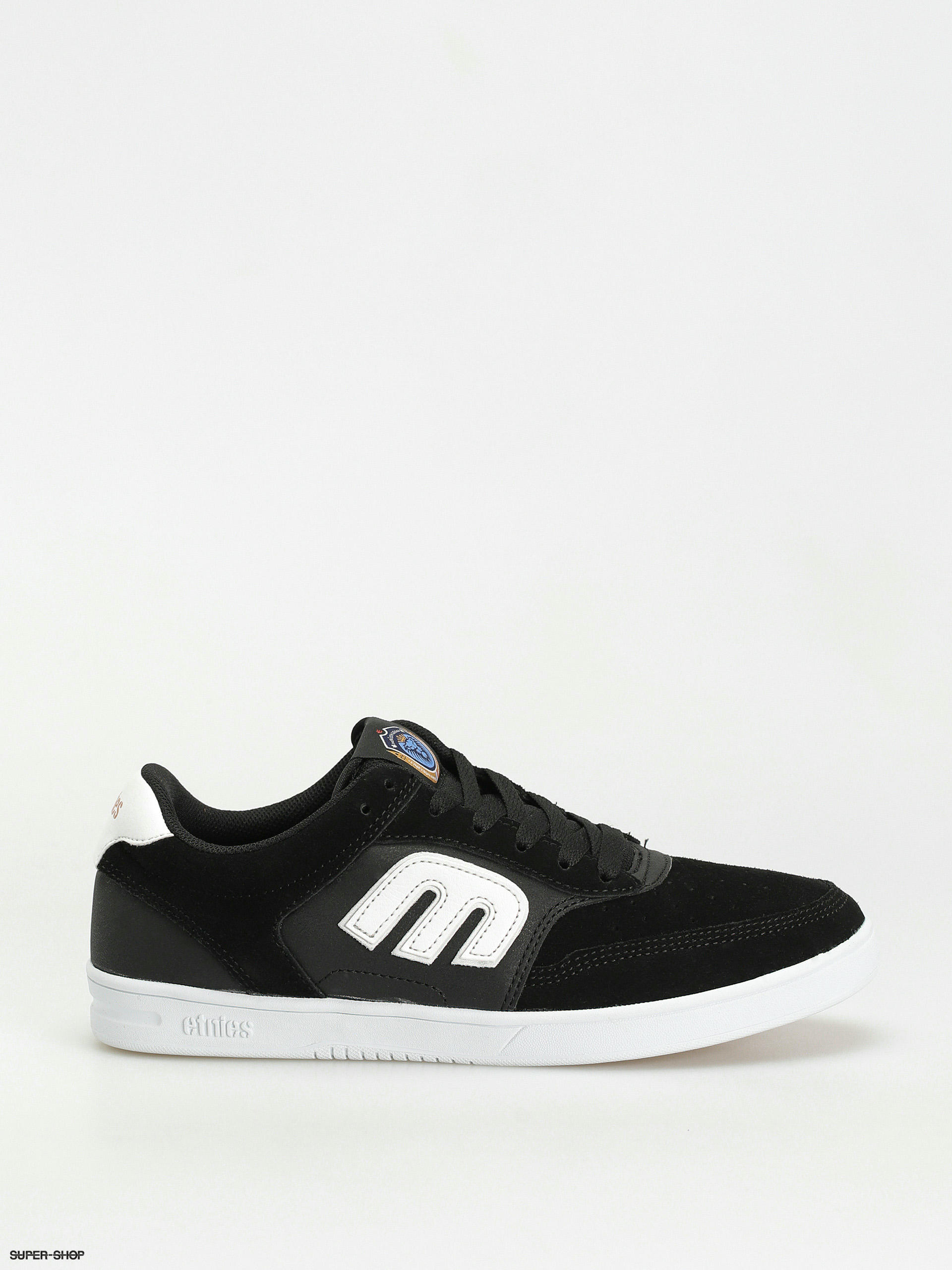 Etnies black hot sale and white