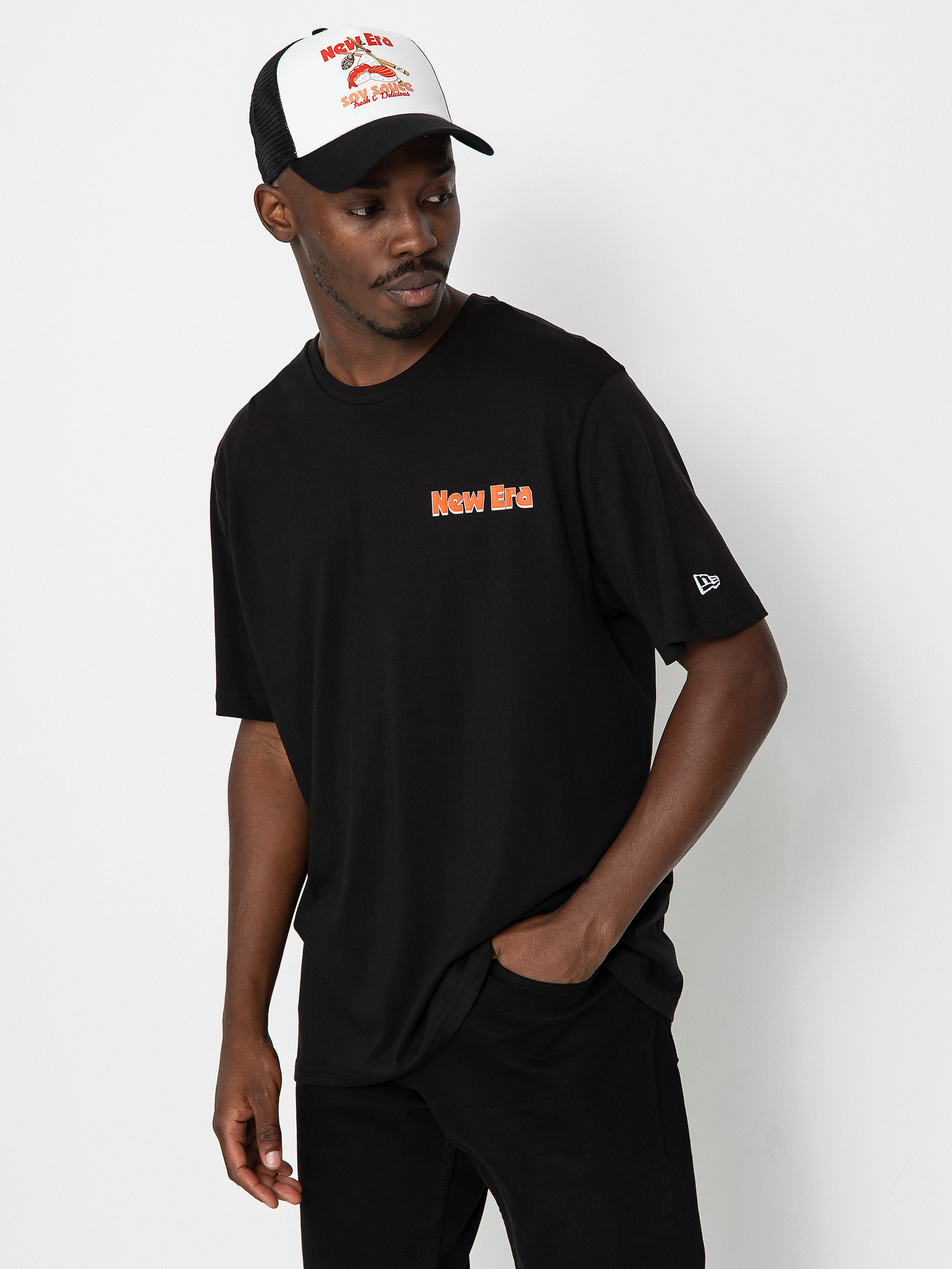 New Era Food Graphic T-shirt (black)