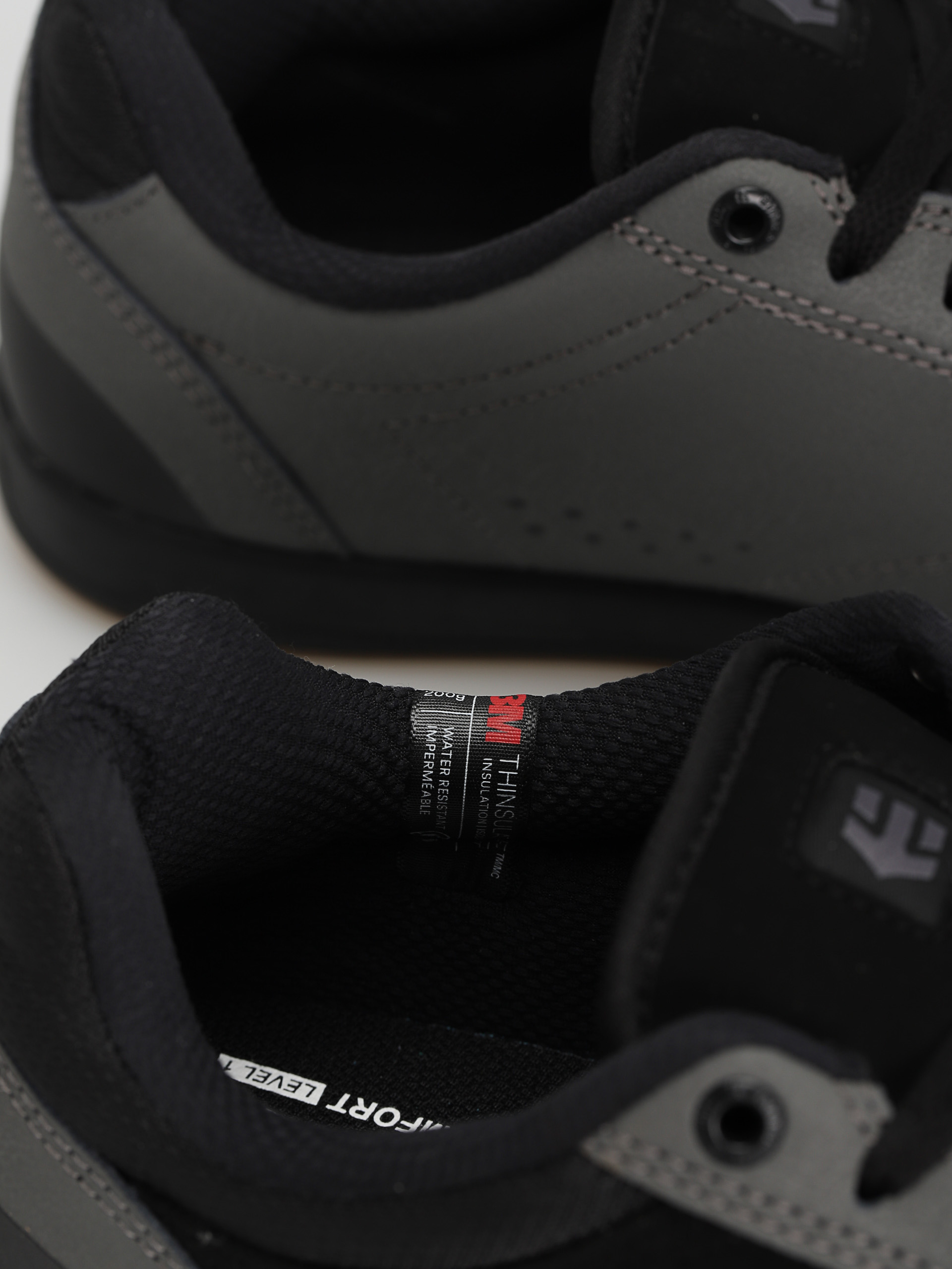 Etnies Camber Crank Shoes (grey/black)