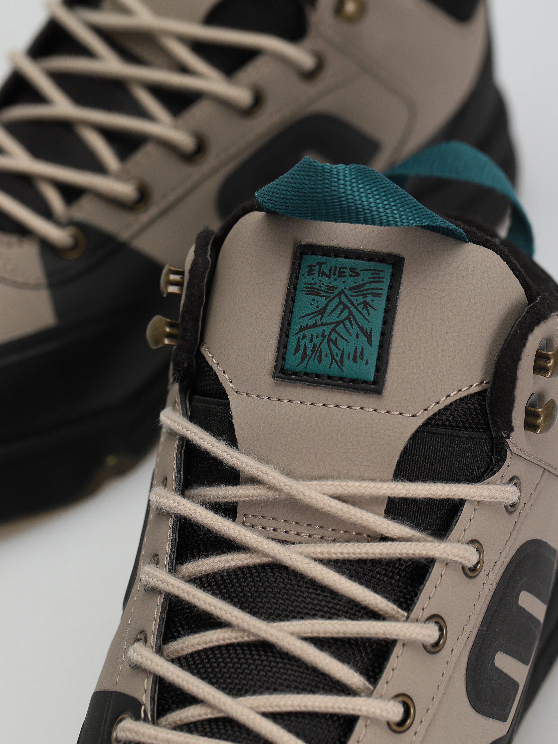 Etnies Jones Mtw Schuhe (warm grey/black)