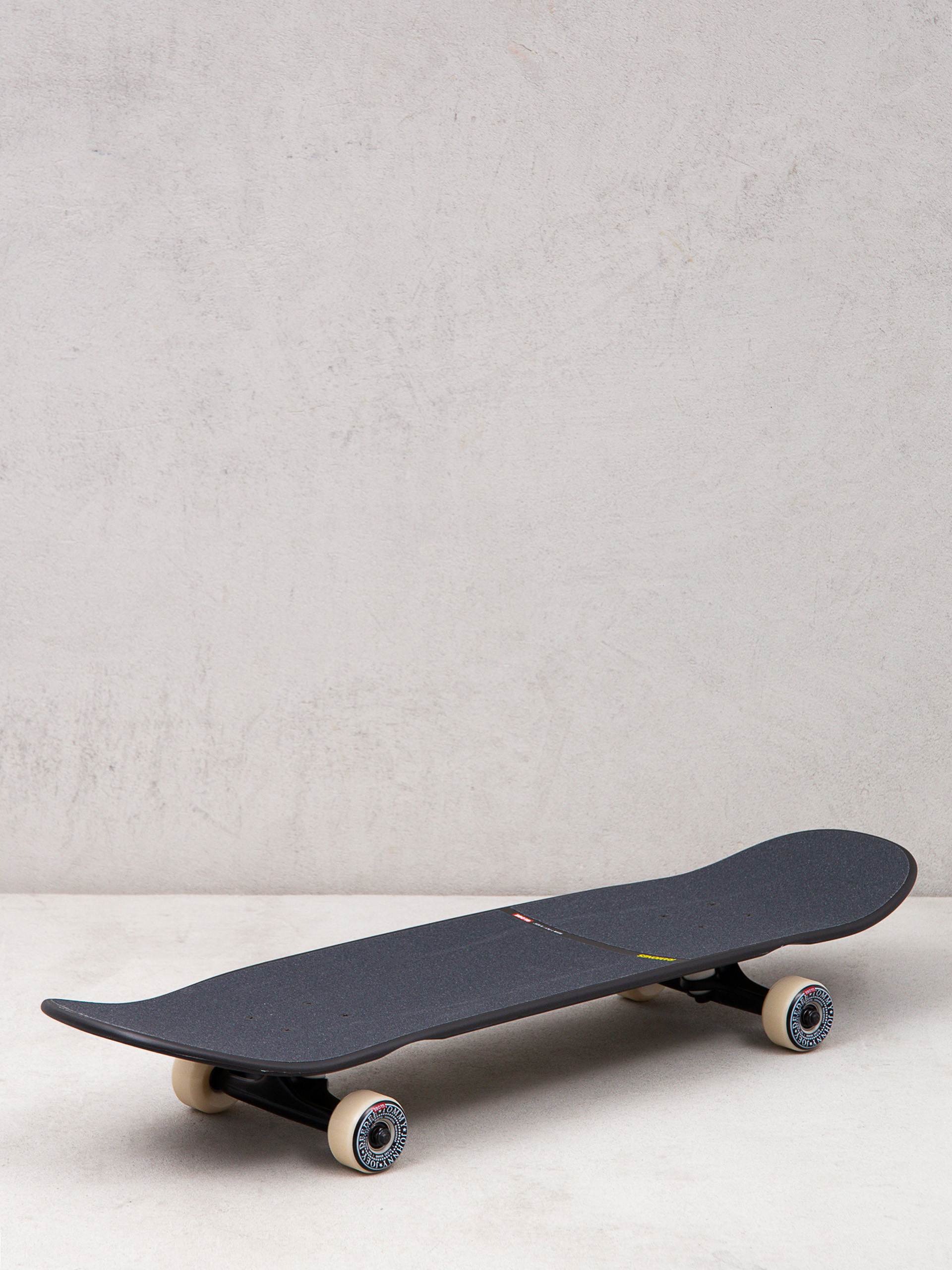 Globe Hammer Cruiser (ramones/hey ho)