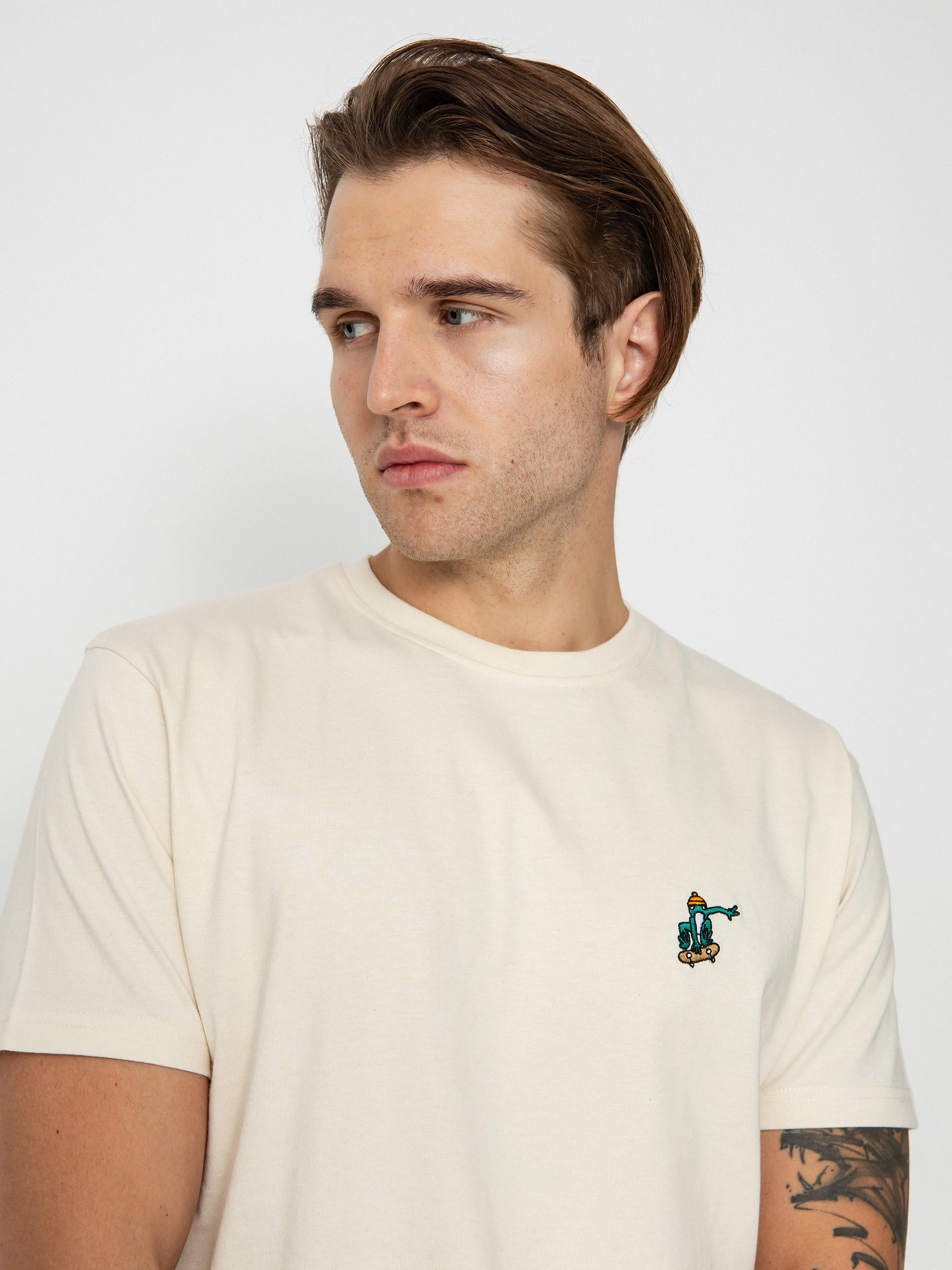 Iriedaily Froggie Emb T-shirt (undyed)