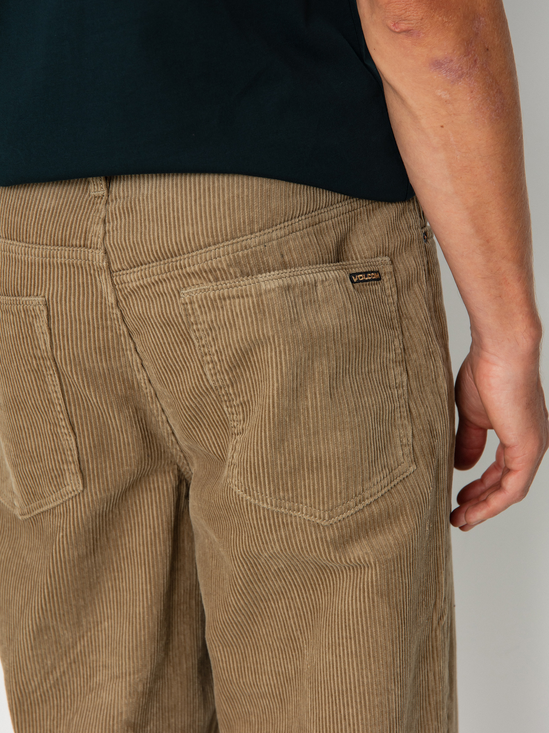 Volcom Billow Tapered Cord Pants (khaki)
