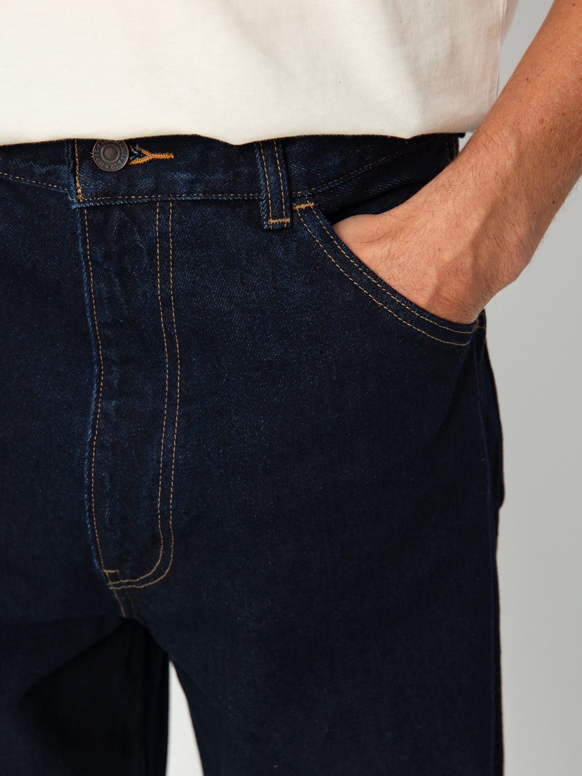 Levi's® Skate Crop Carpenter Pants (dark indigo)