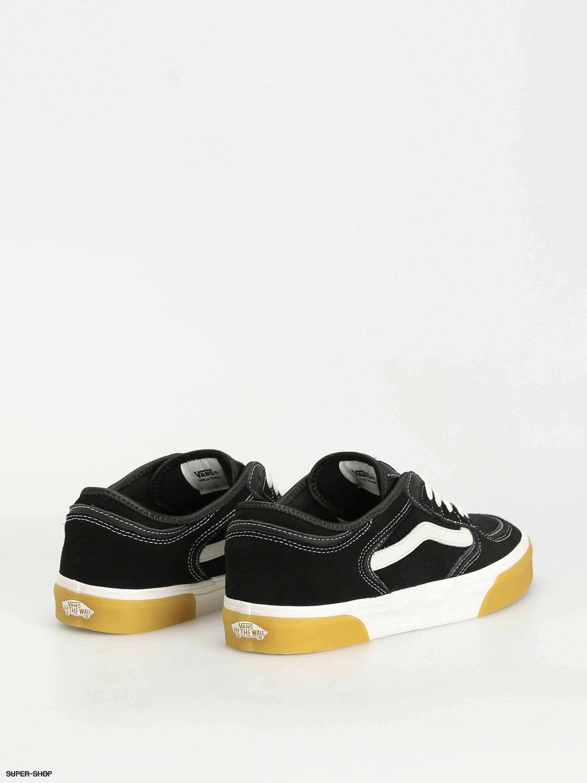 Black vans 2024 gum bumper