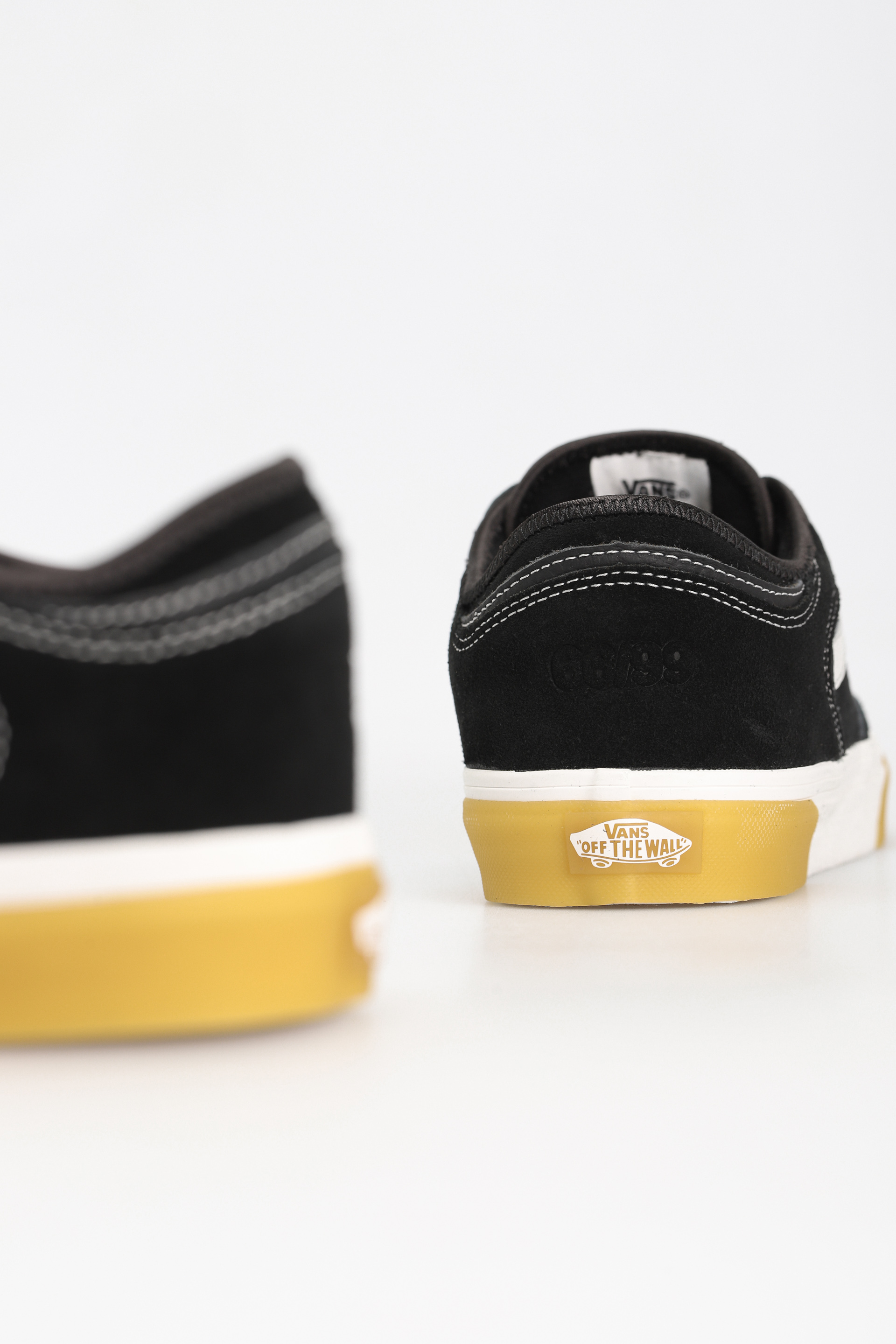 Vans Rowley Classic Shoes (black/white/gum)