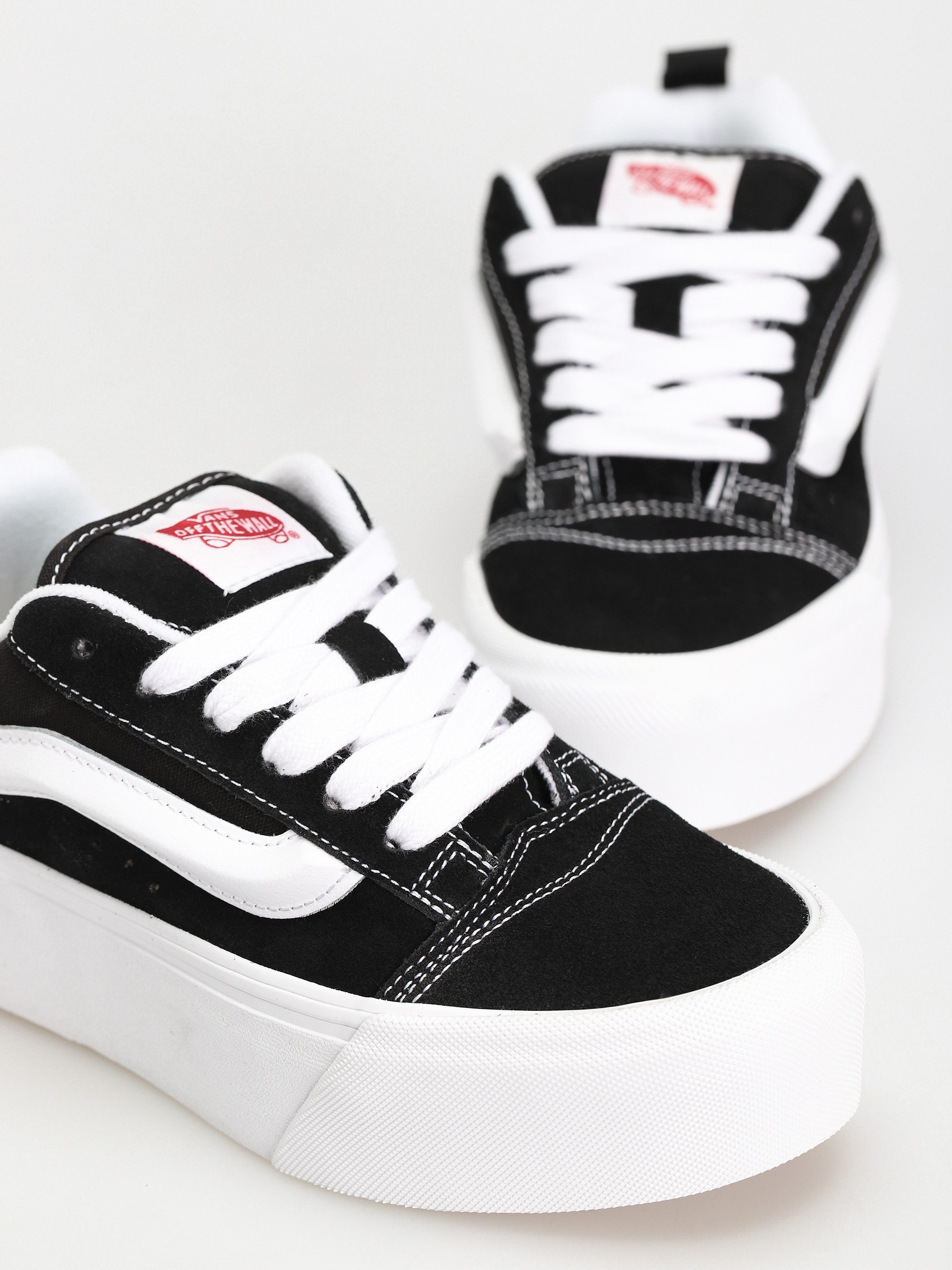 Vans Knu Stack Schuhe (black/true white)