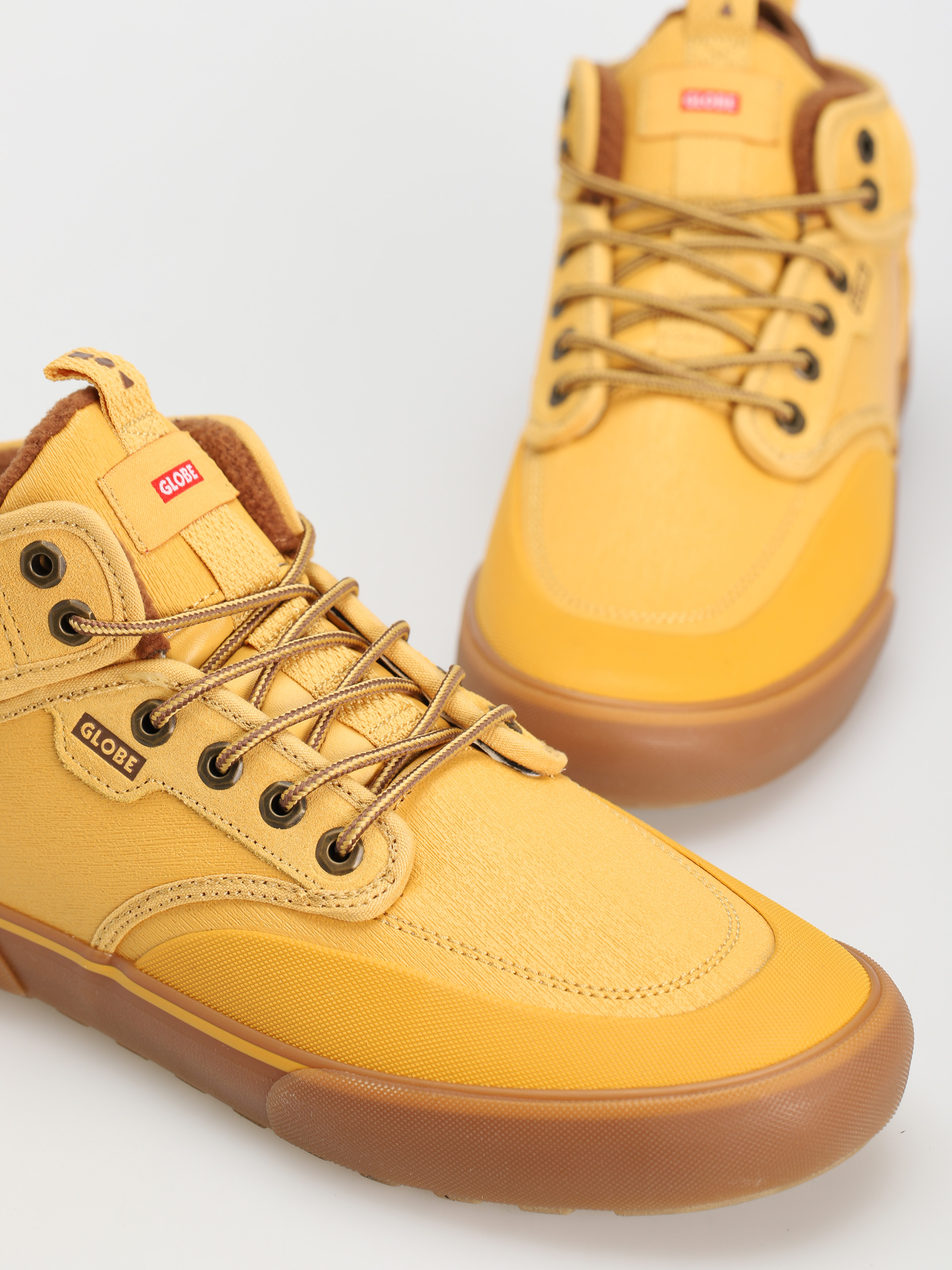 Globe Motley Mid Shoes (wheat/gum/summit)