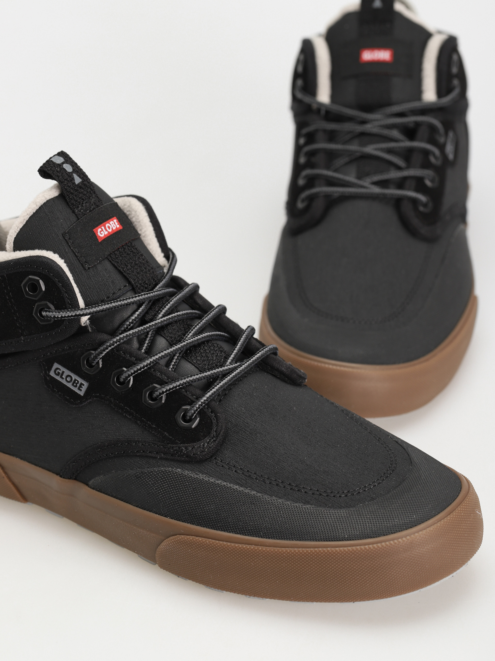 Globe Motley Mid Schuhe (black/charcoal/summit)