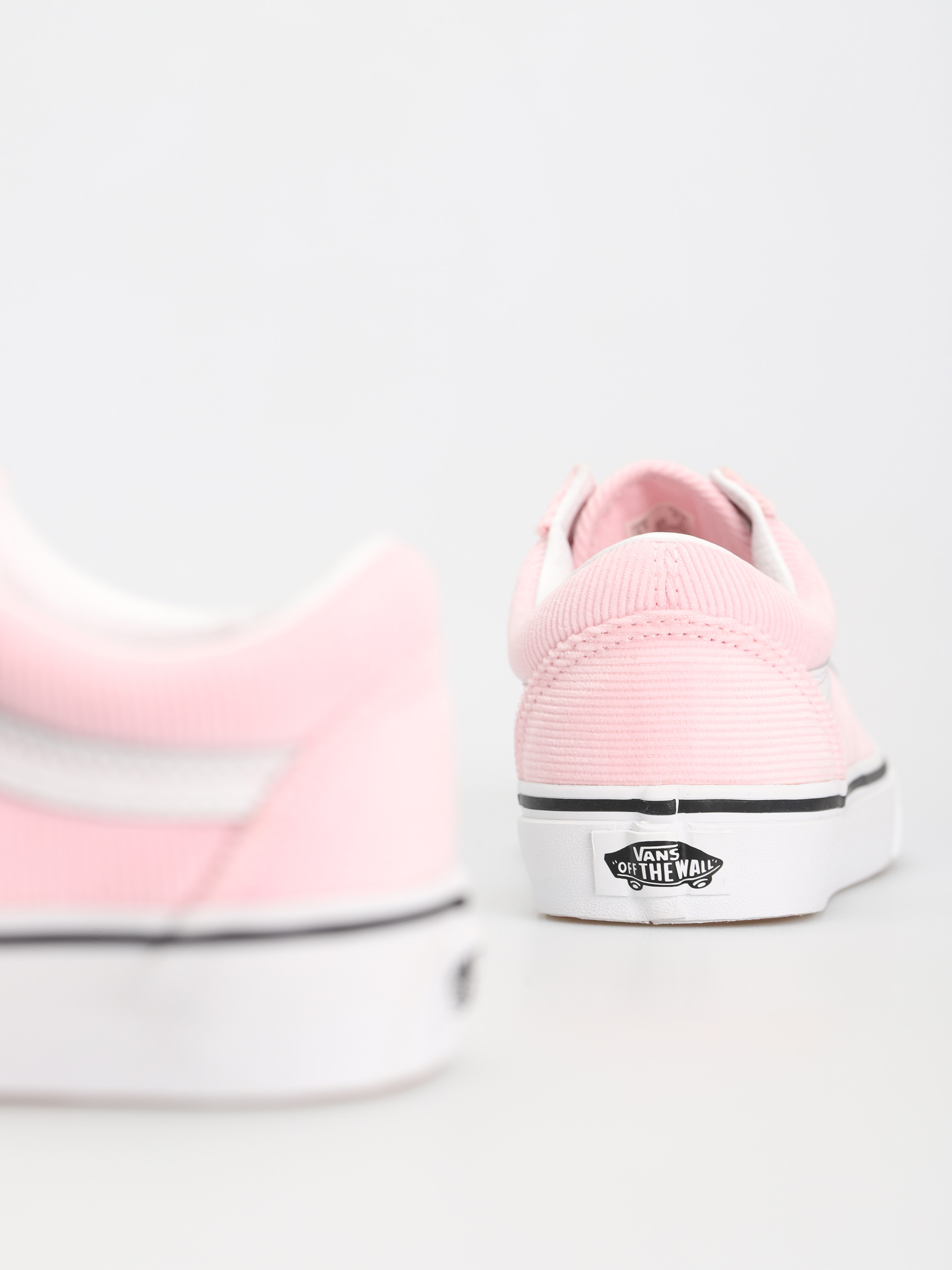 Vans Old Skool Shoes (mini cord pink)