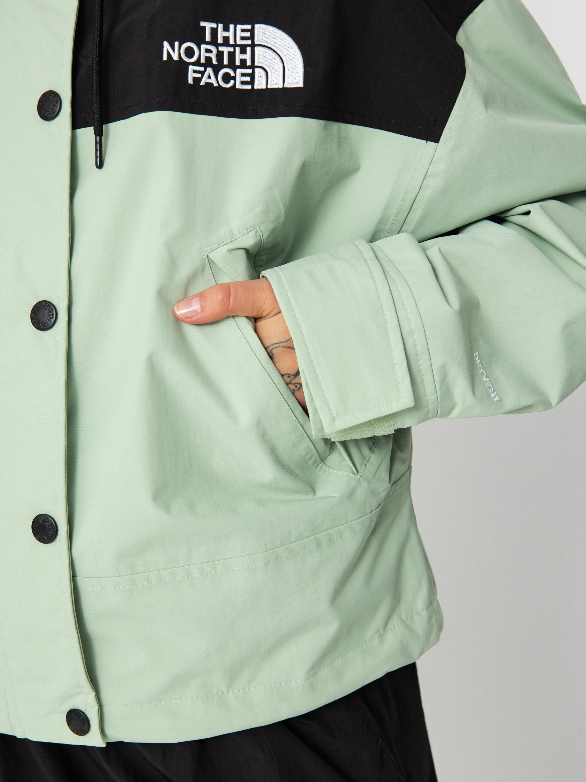 The North Face Reign On Jacket Wmn (misty sage/tnf black)