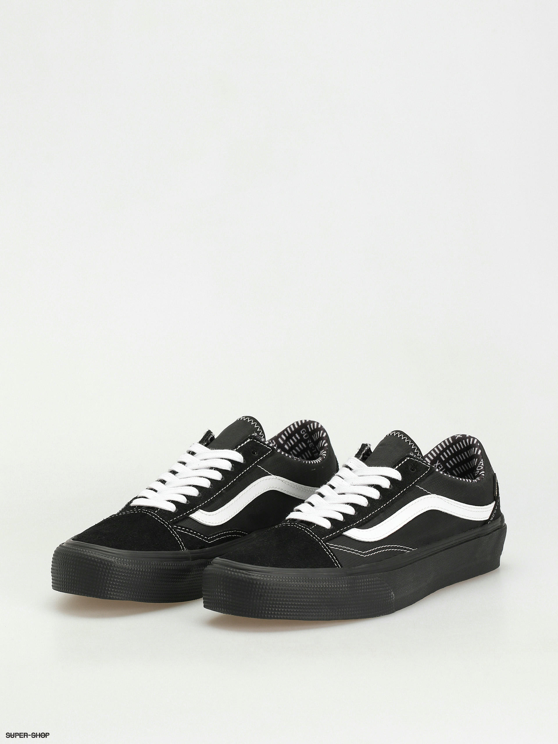 Vans Old Skool Gore Tex Shoes (gore tex black)