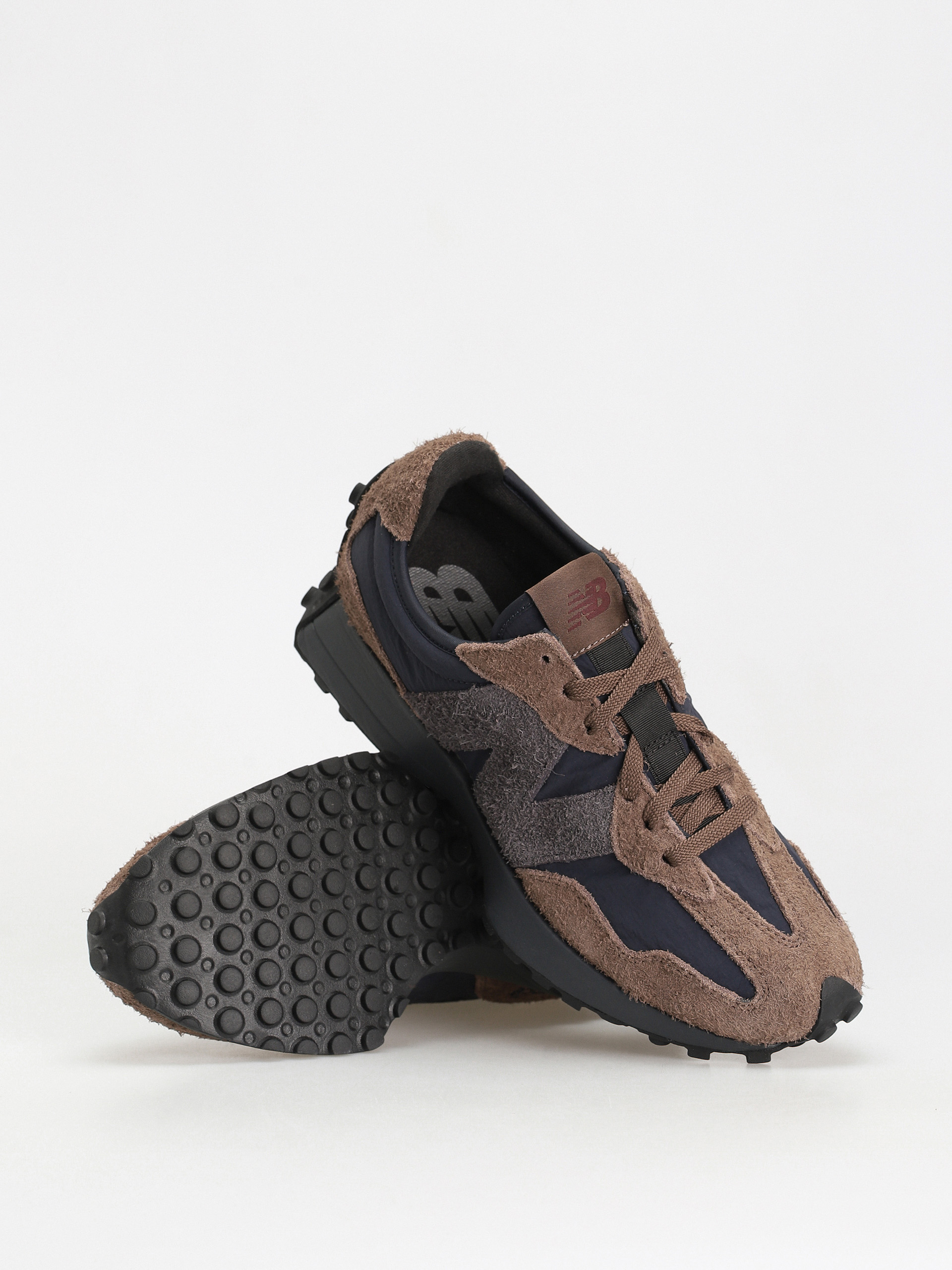 New Balance 327 Shoes (dark mushroom)